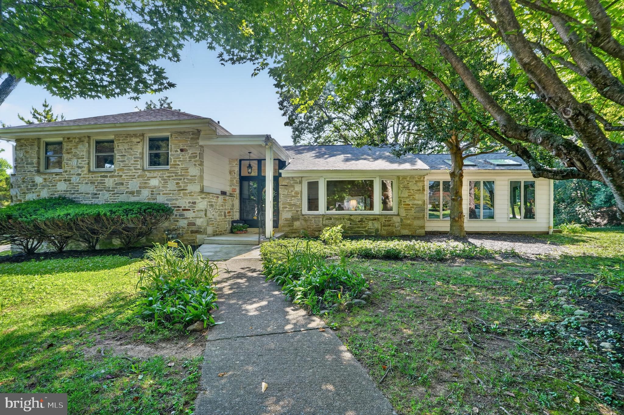 ENFIELD - Residential