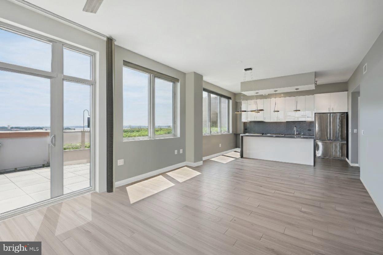 CAPITOL GATEWAY - Residential