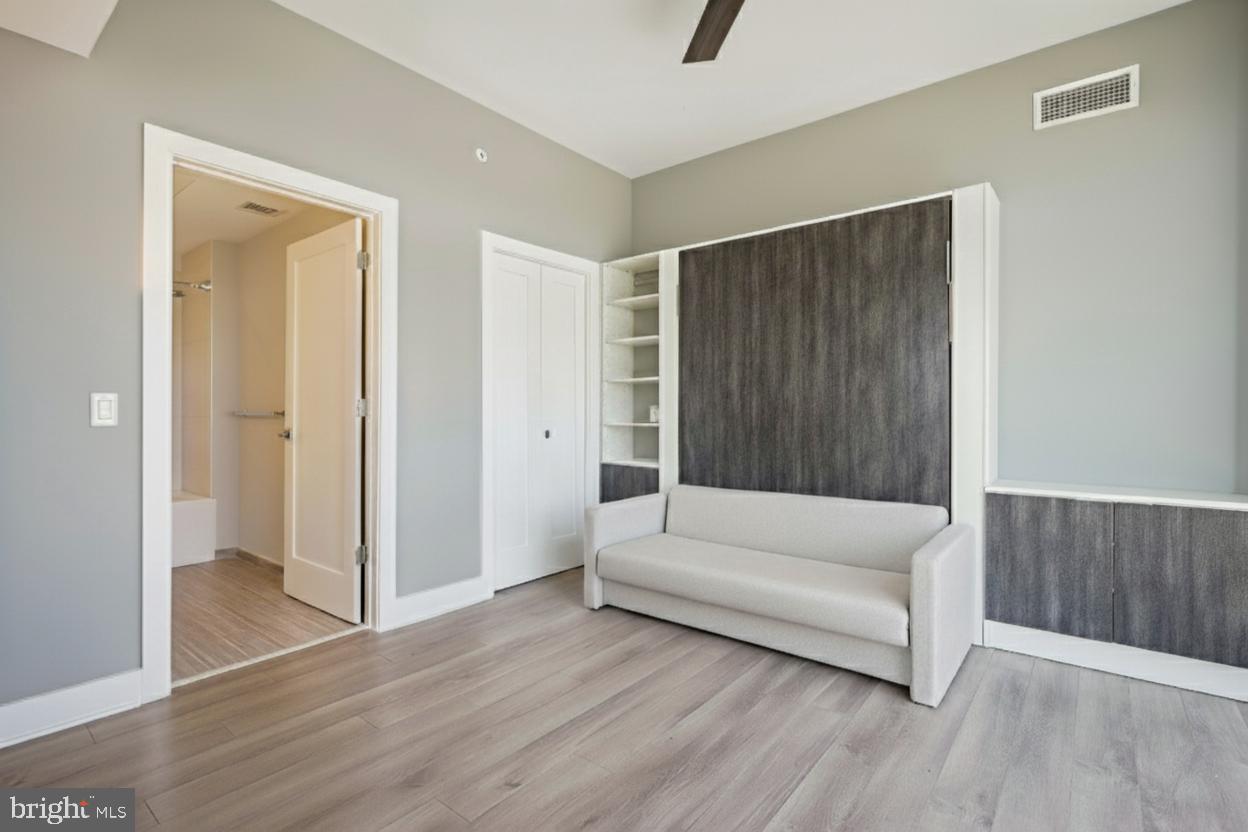 CAPITOL GATEWAY - Residential