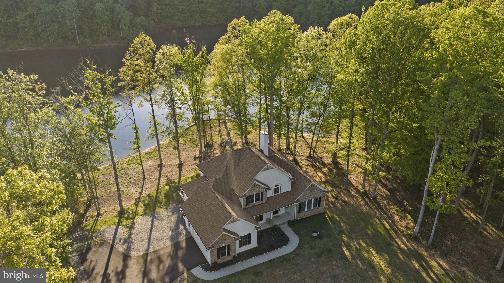 NOAH'S LANDING - Residential