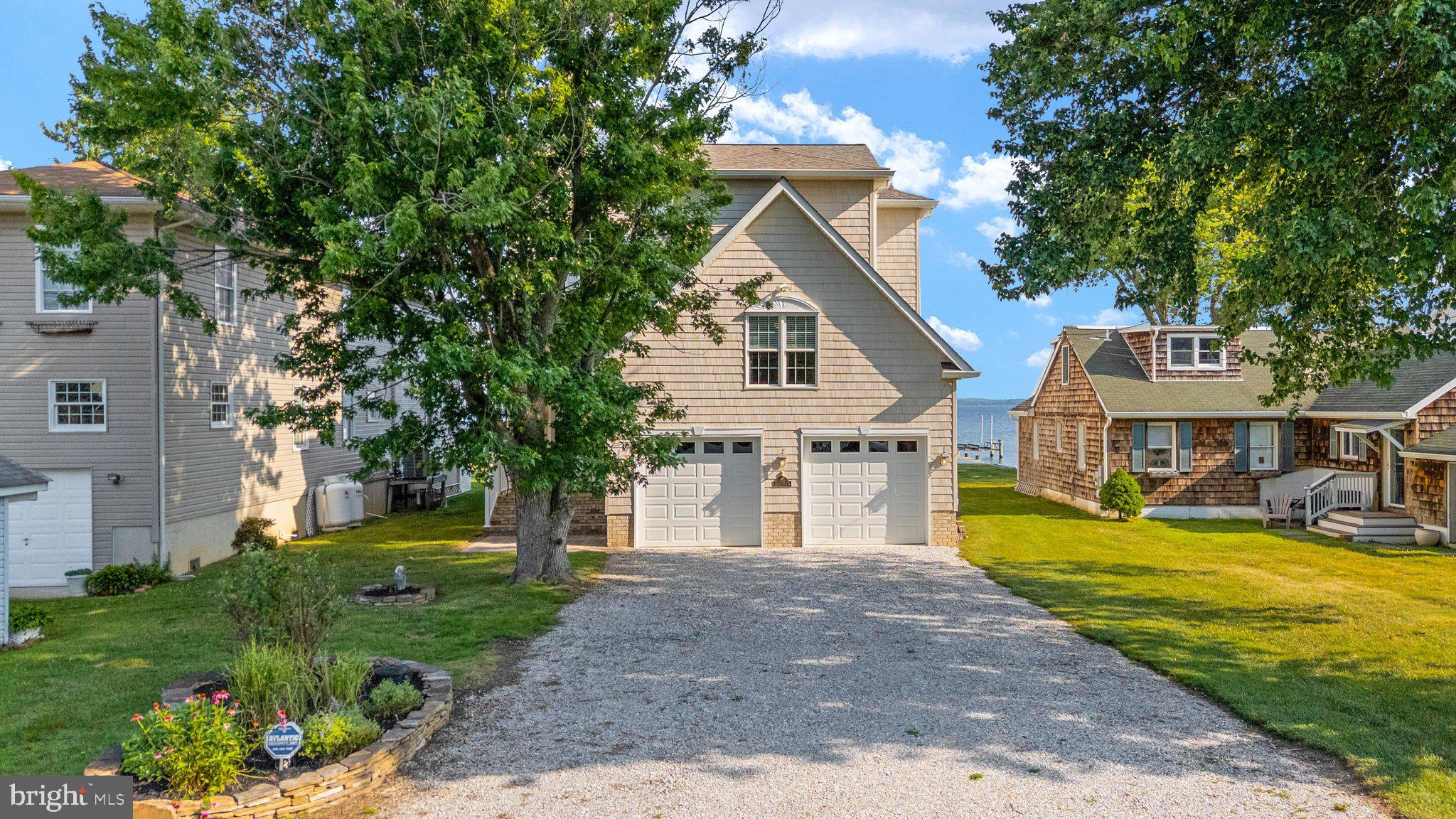 CHESTER RIVER BEACH - Residential