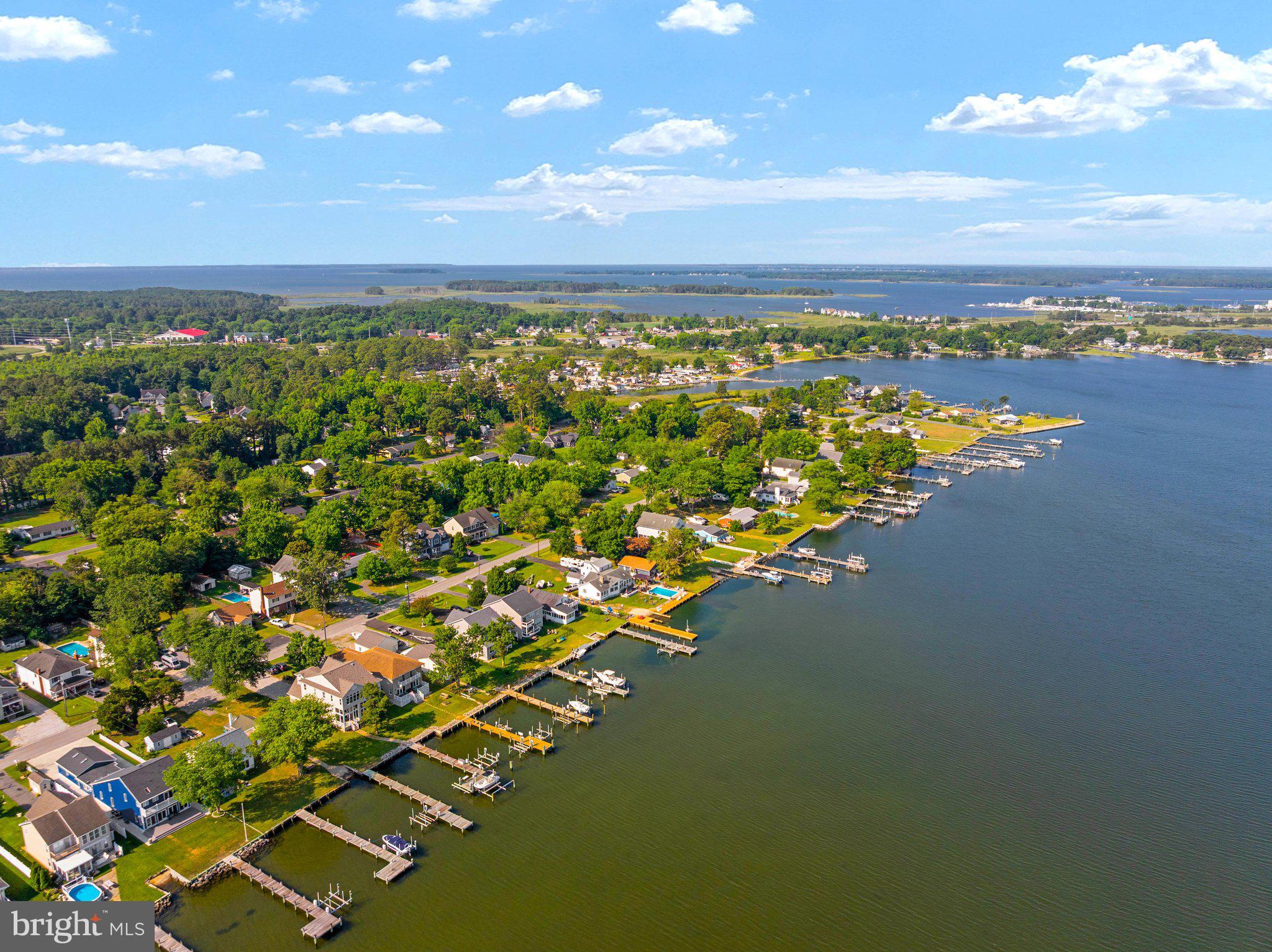 CHESTER RIVER BEACH - Residential