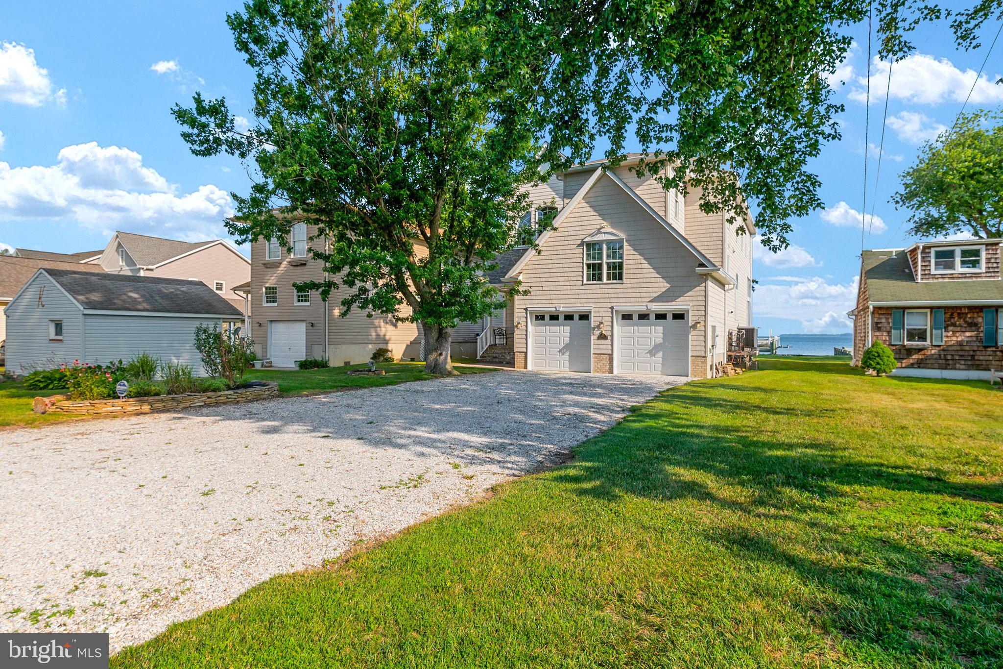 CHESTER RIVER BEACH - Residential