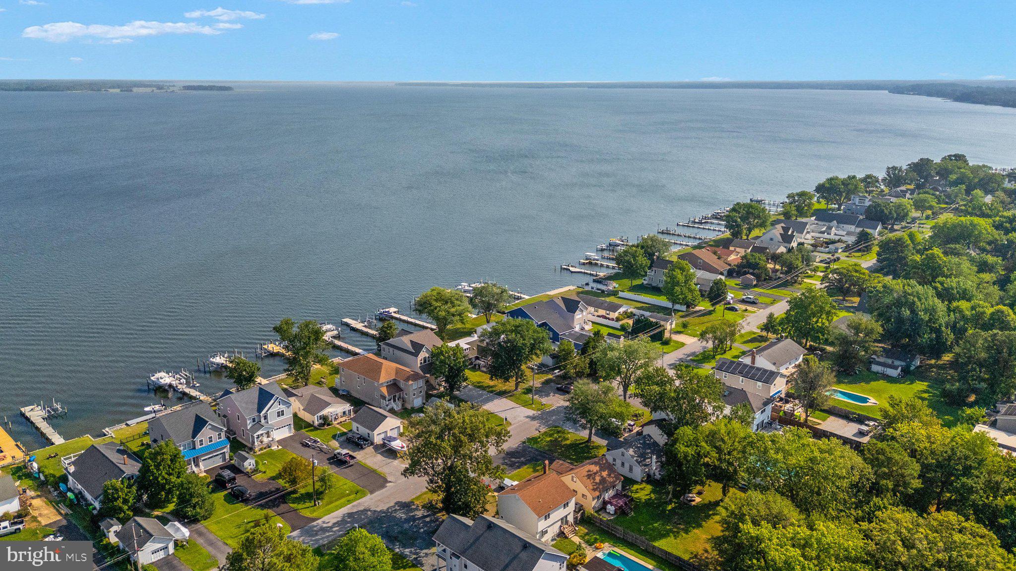 CHESTER RIVER BEACH - Residential