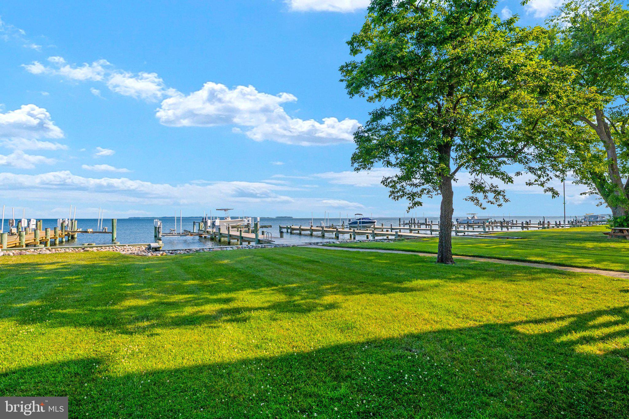 CHESTER RIVER BEACH - Residential