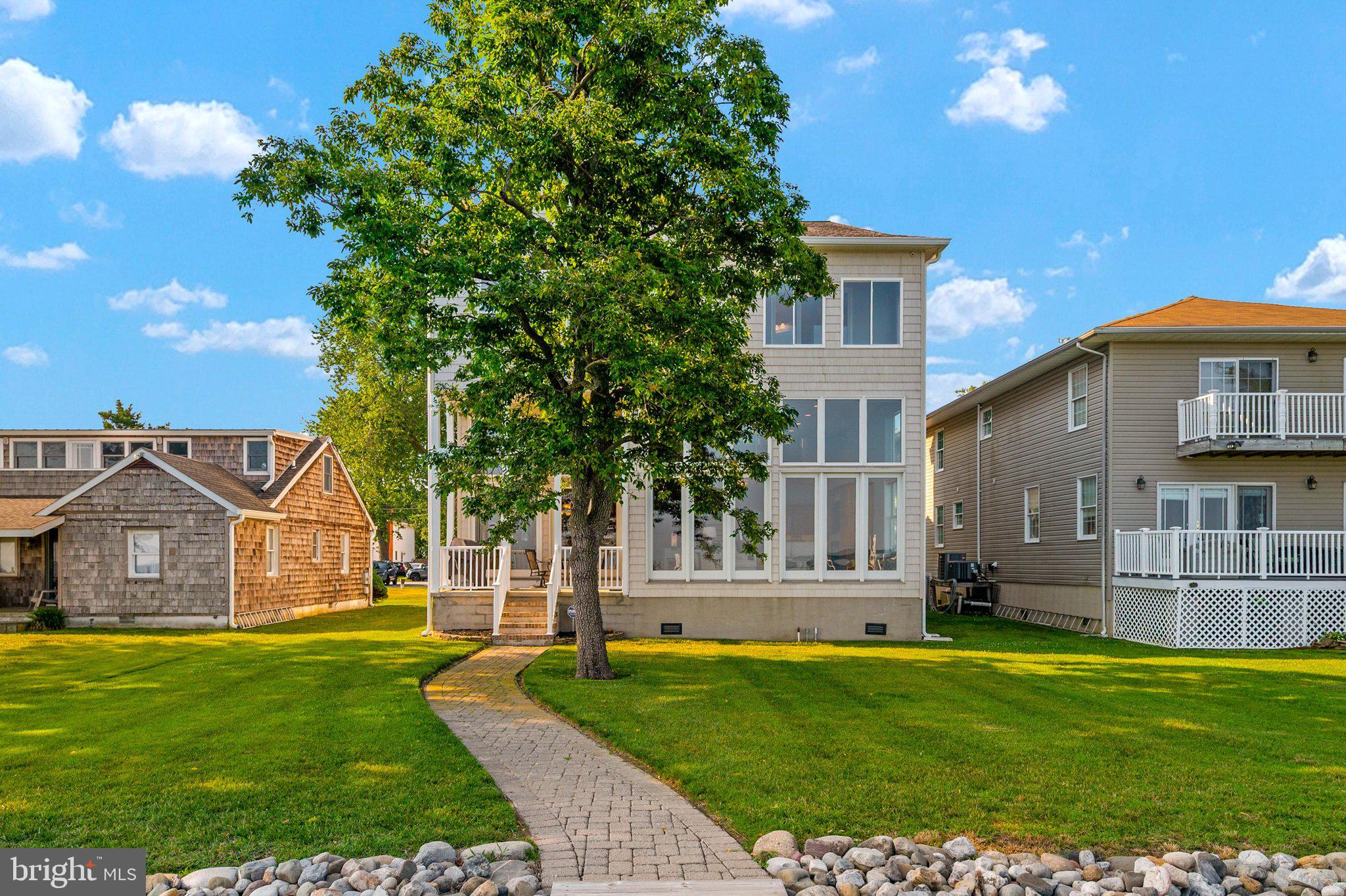 CHESTER RIVER BEACH - Residential