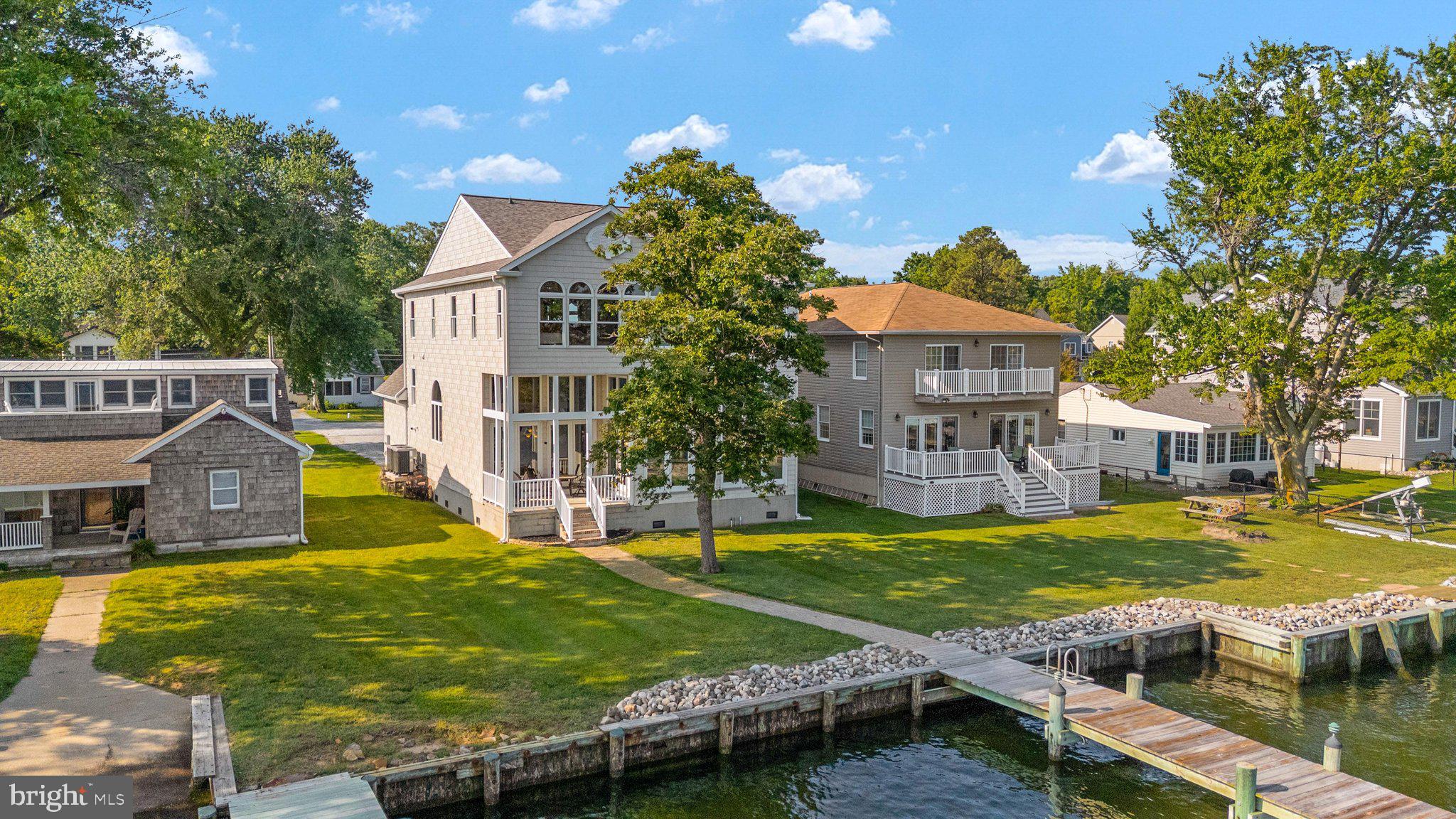 CHESTER RIVER BEACH - Residential