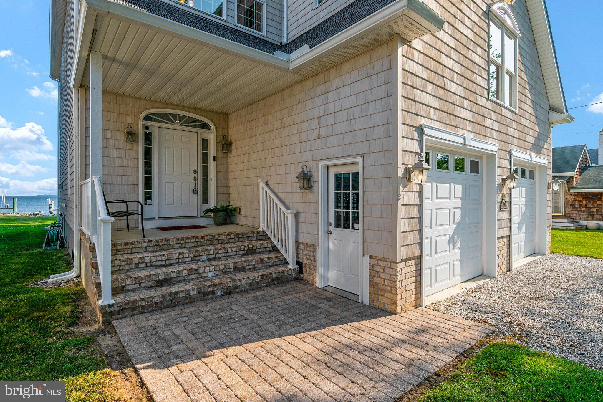CHESTER RIVER BEACH - Residential