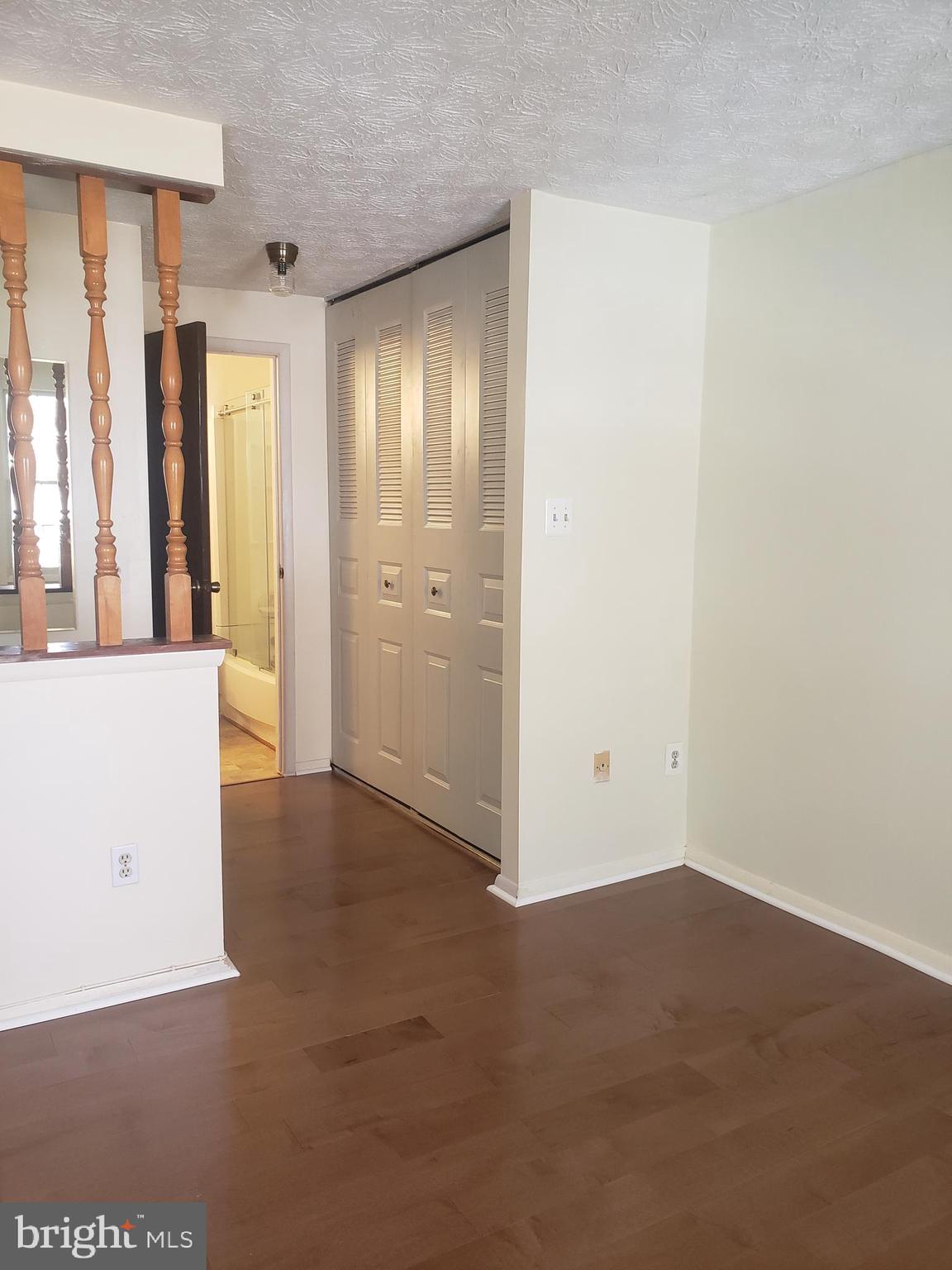 OAK SPRINGS - Residential Lease