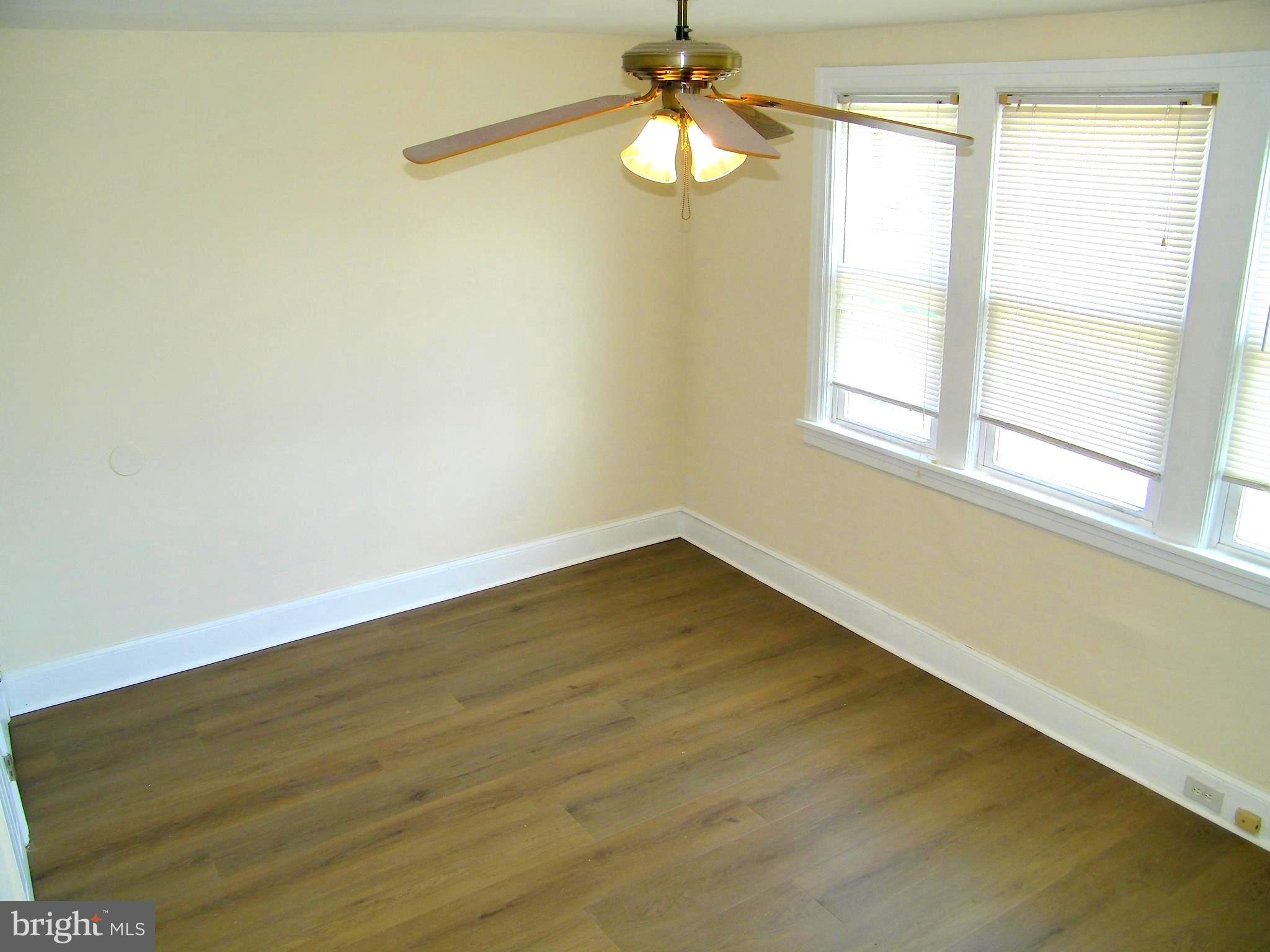 BUSTLETON - Residential