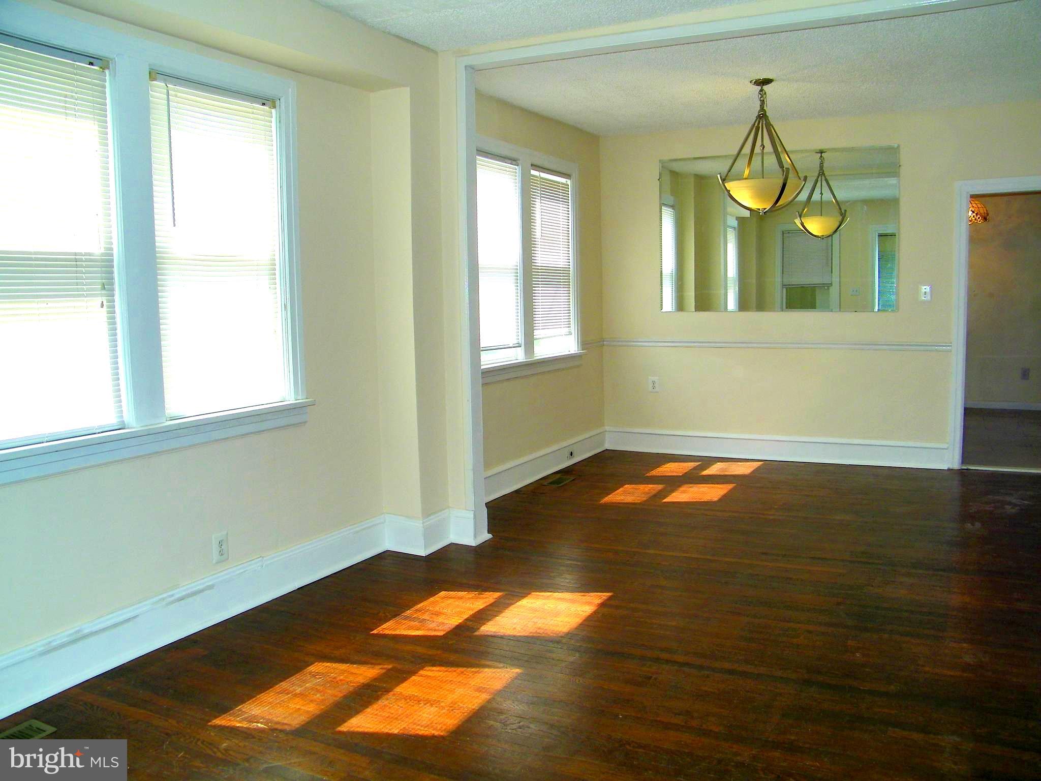 BUSTLETON - Residential