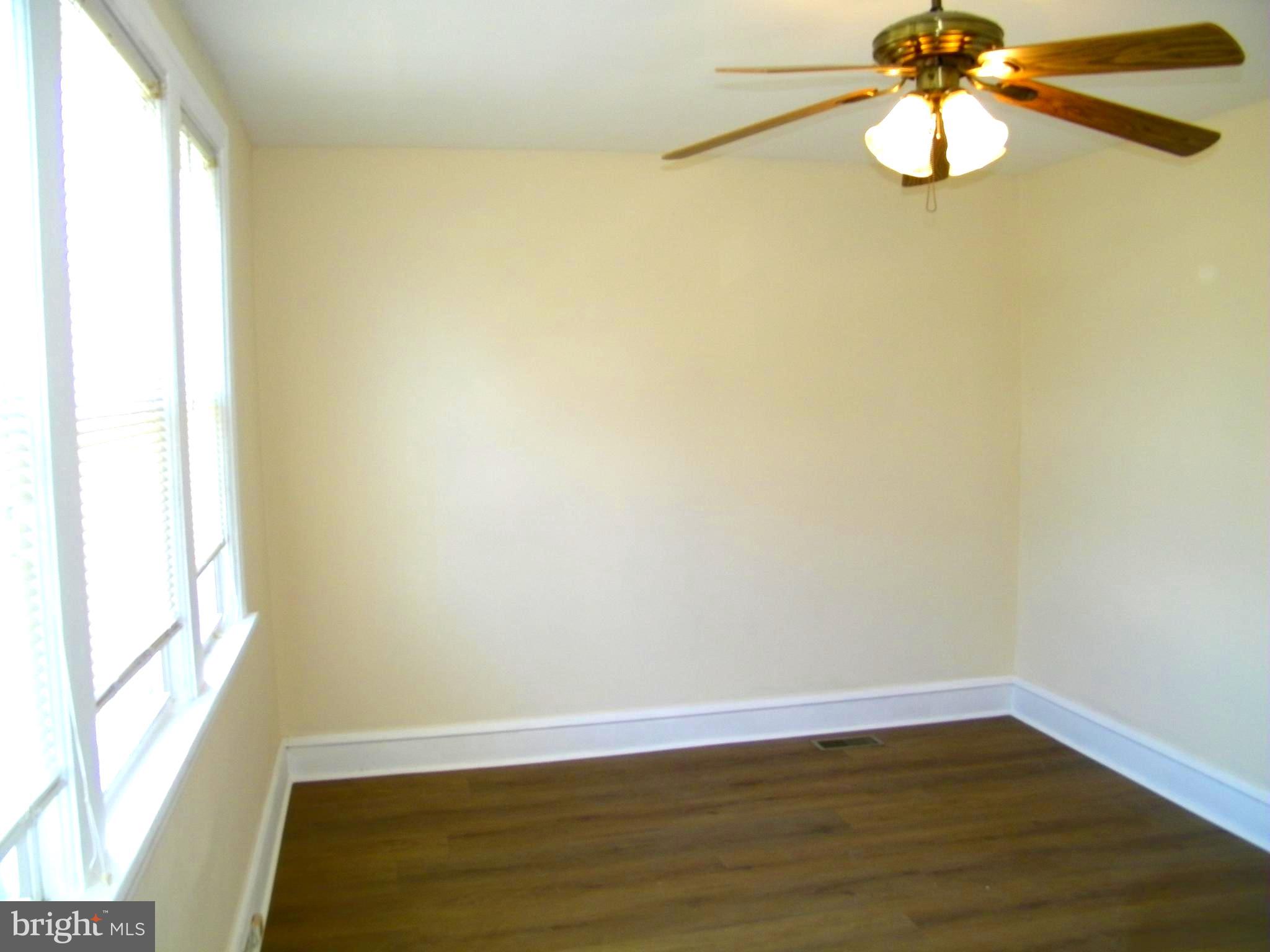 BUSTLETON - Residential