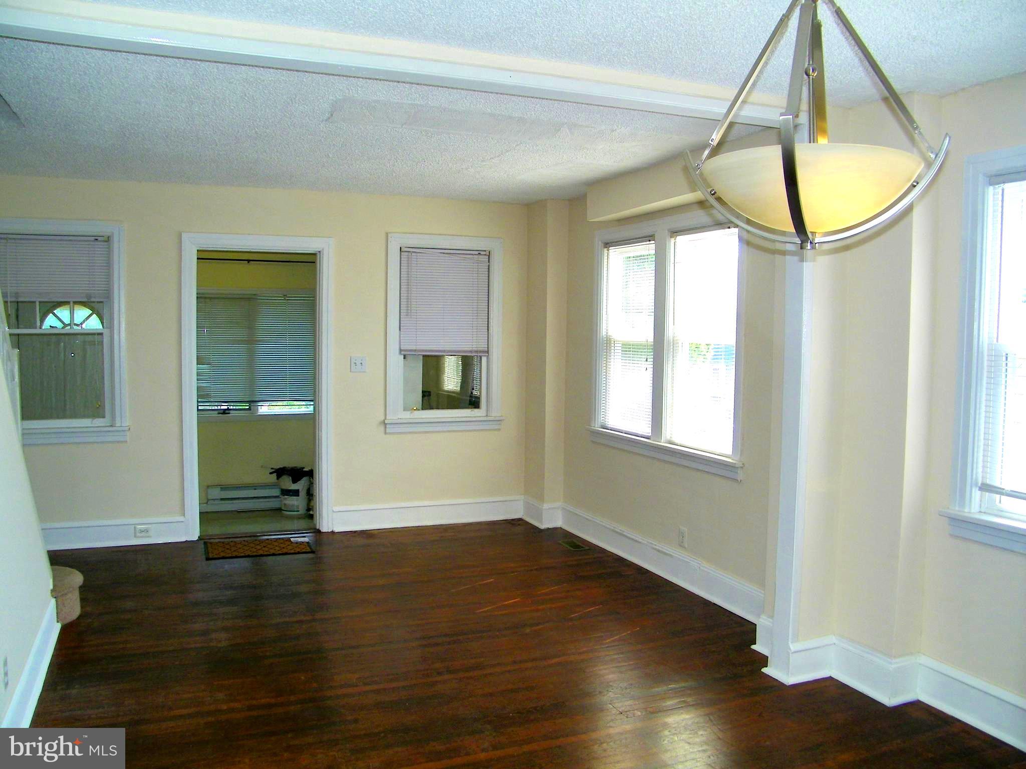 BUSTLETON - Residential