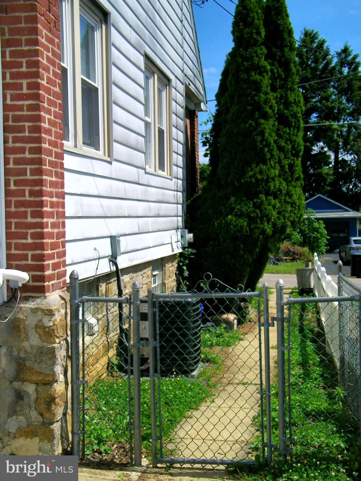 BUSTLETON - Residential