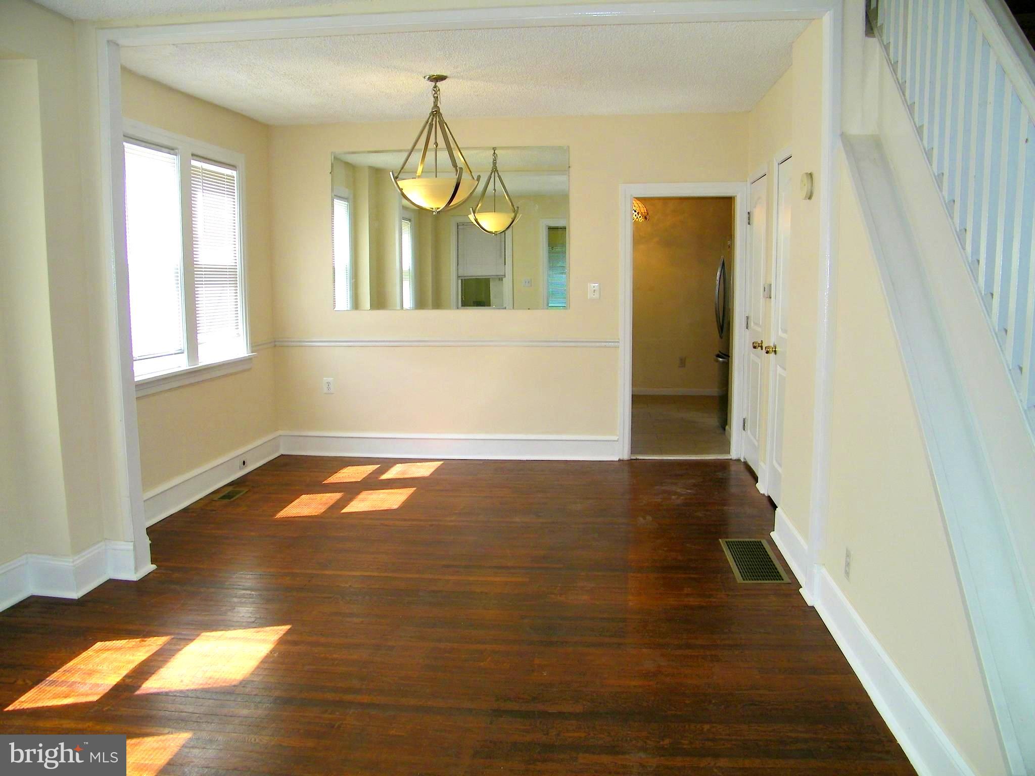 BUSTLETON - Residential