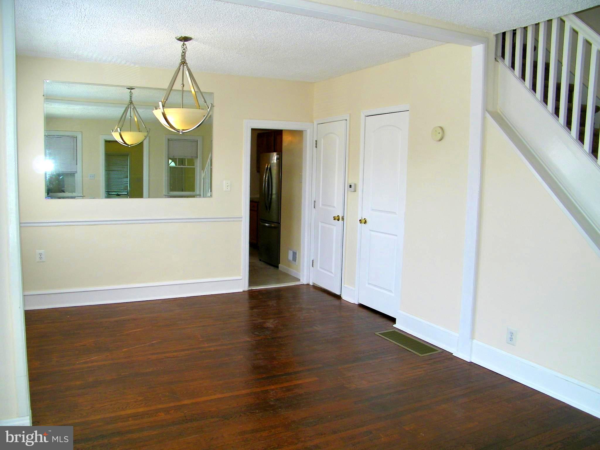 BUSTLETON - Residential