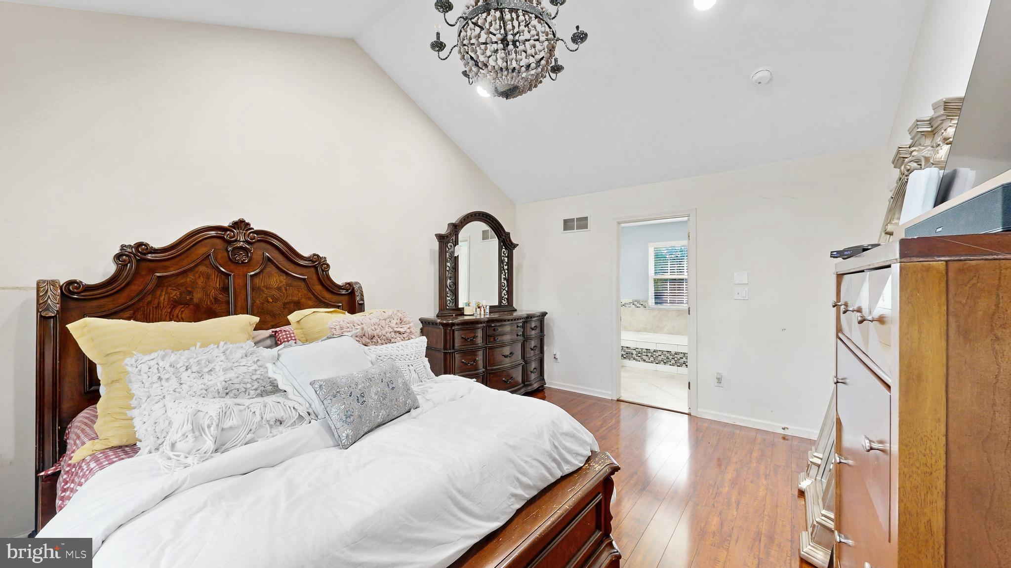 TOWNSEND STATION - Residential