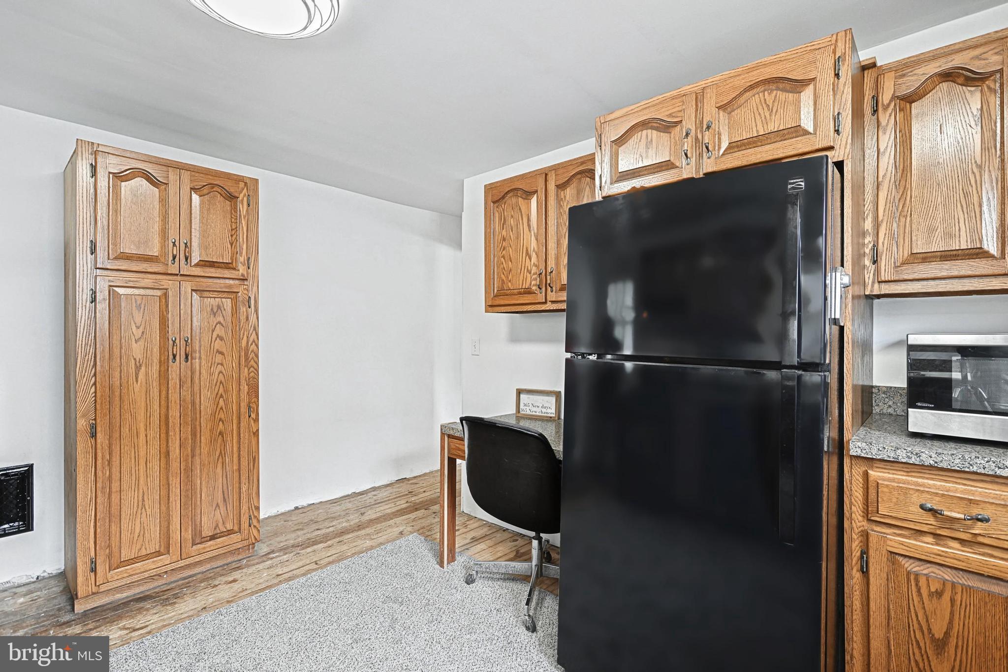 PLEASUREVILLE - Residential