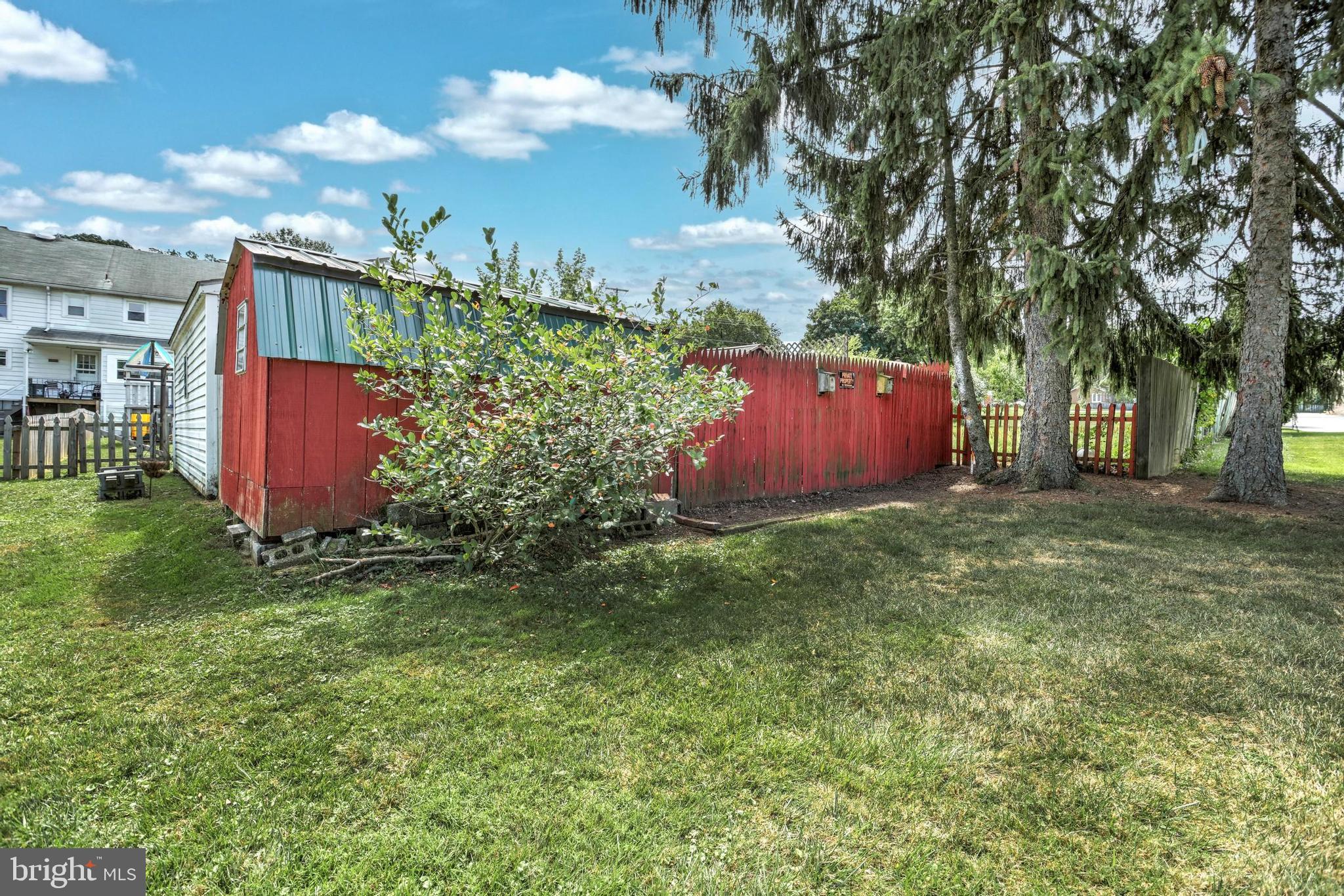 PLEASUREVILLE - Residential