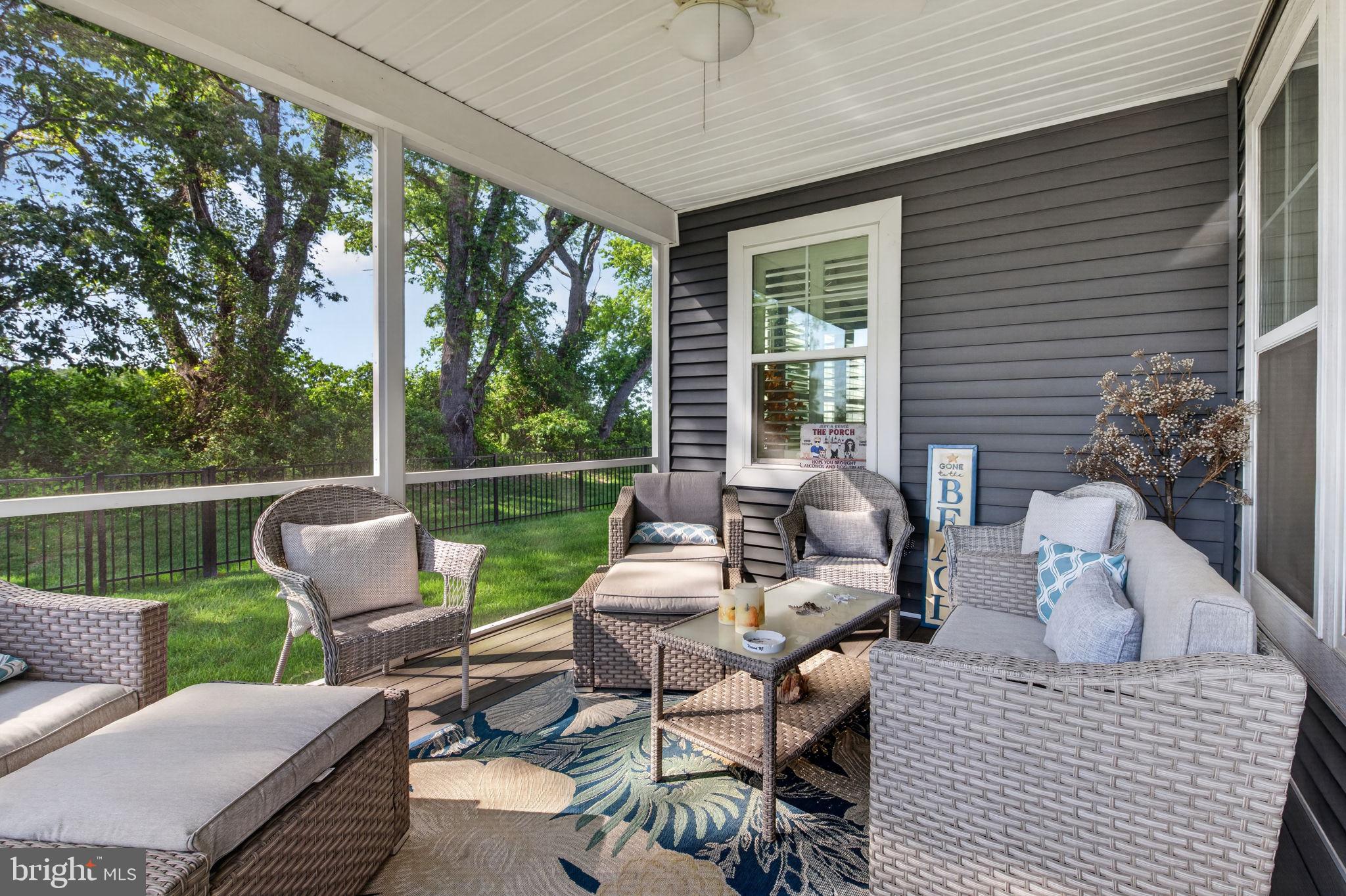 MARSH ISLAND IN LEWES - Residential