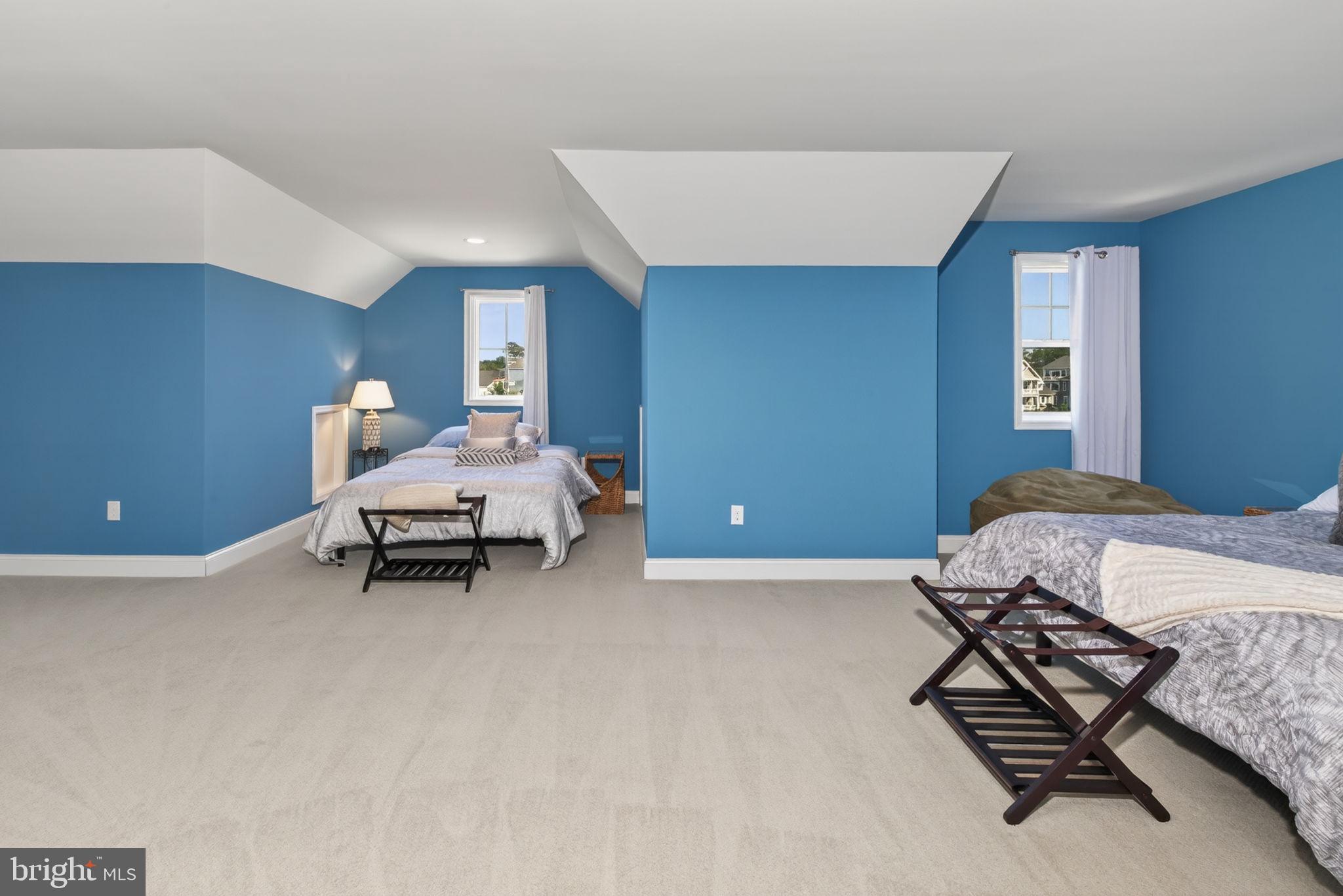 MARSH ISLAND IN LEWES - Residential