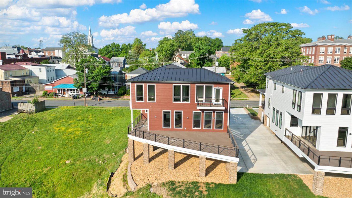 DOWNTOWN FREDERICKSBURG - Residential