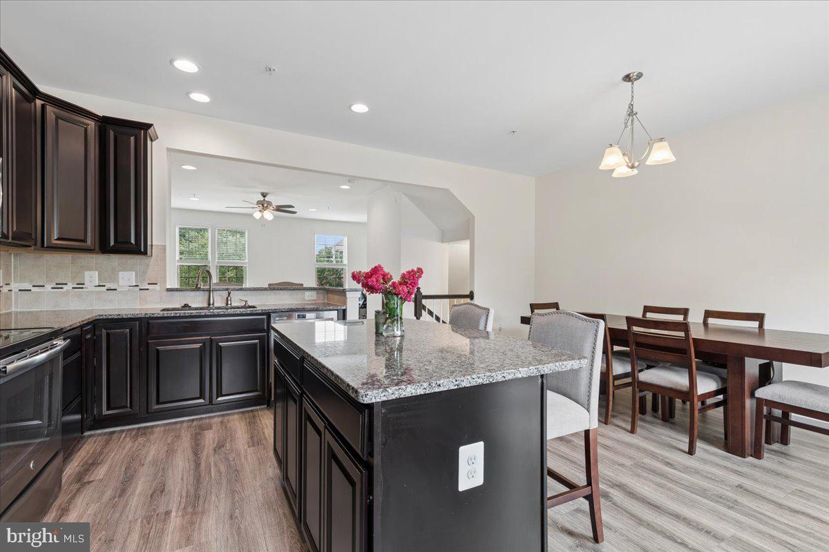 FIELDCREST GLEN - Residential