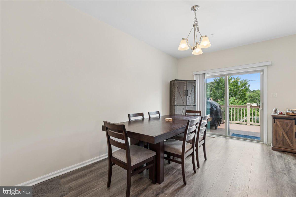 FIELDCREST GLEN - Residential
