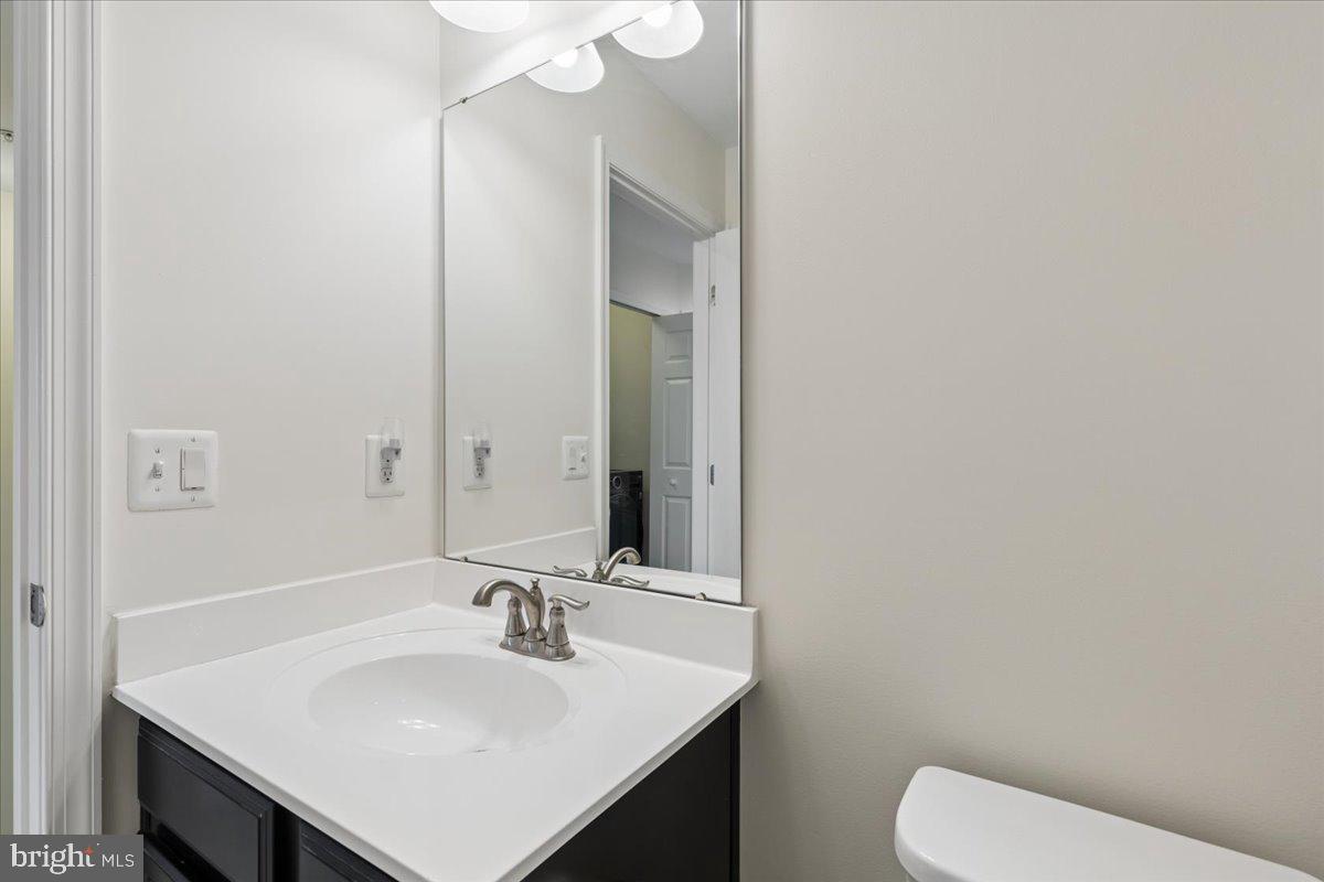 FIELDCREST GLEN - Residential