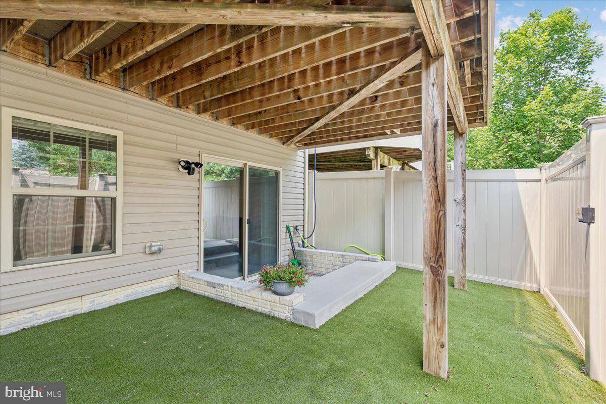 FIELDCREST GLEN - Residential