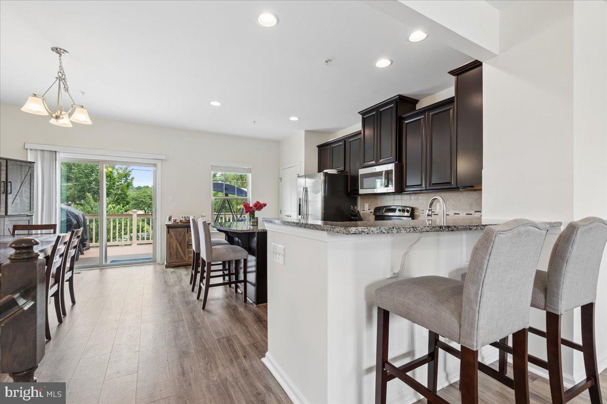 FIELDCREST GLEN - Residential