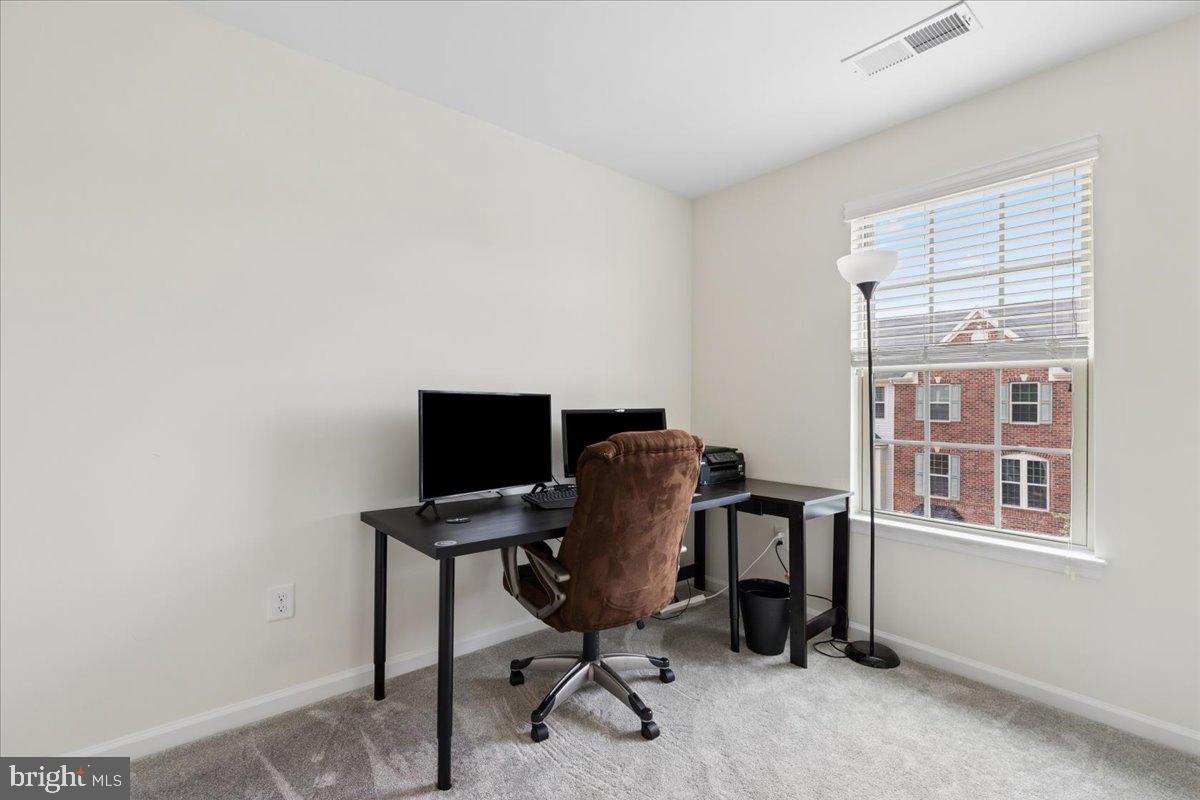 FIELDCREST GLEN - Residential