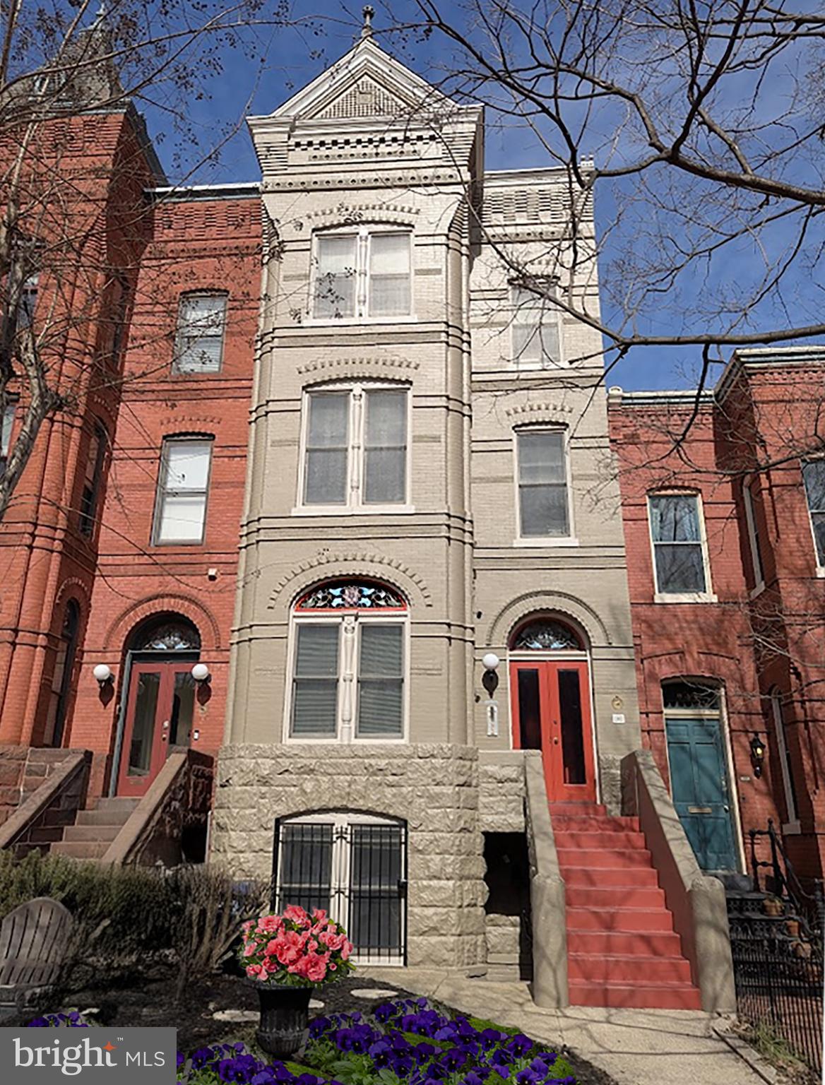 CAPITOL HILL - Residential
