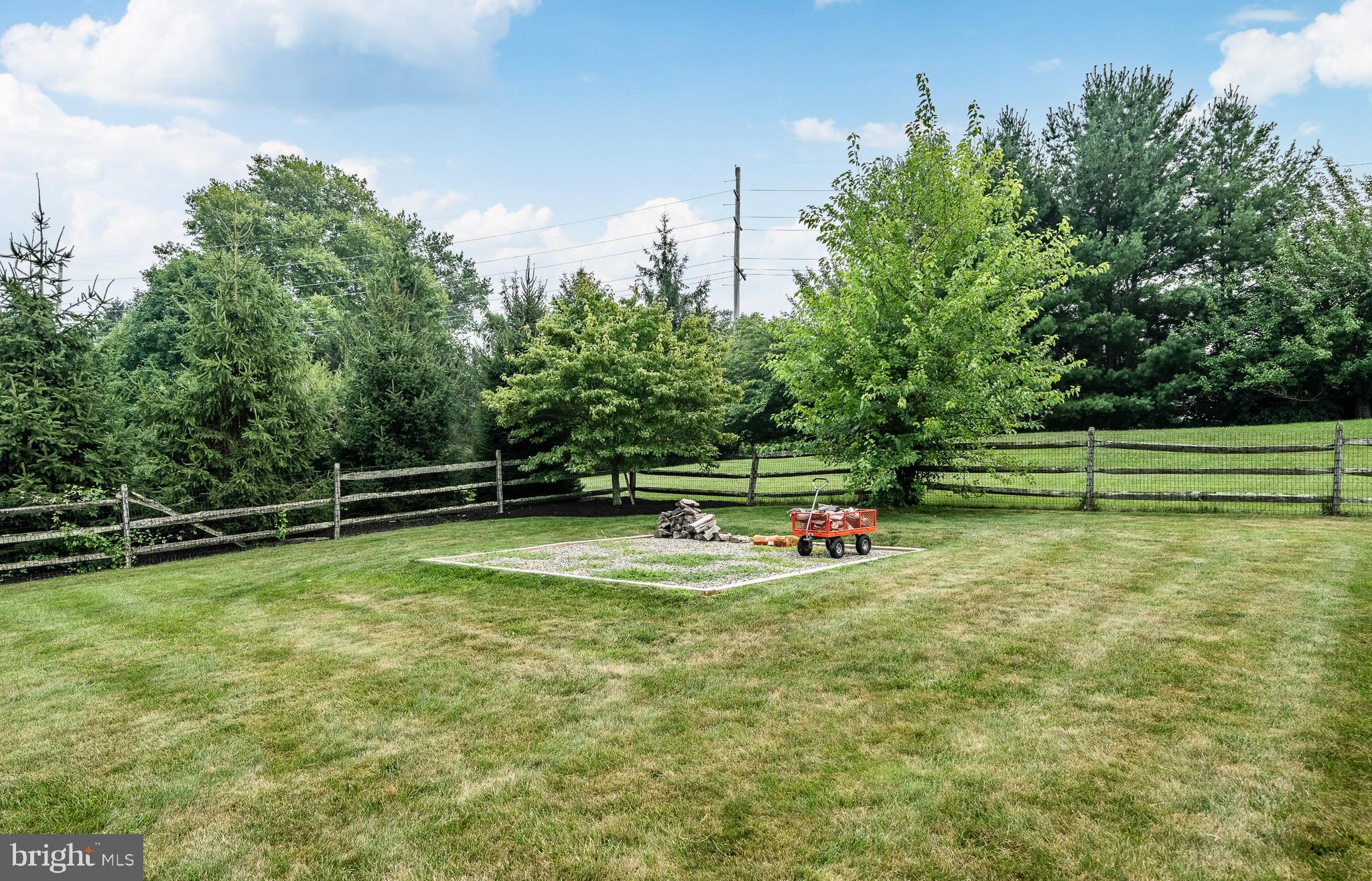 BRICK HOUSE FARM - Residential