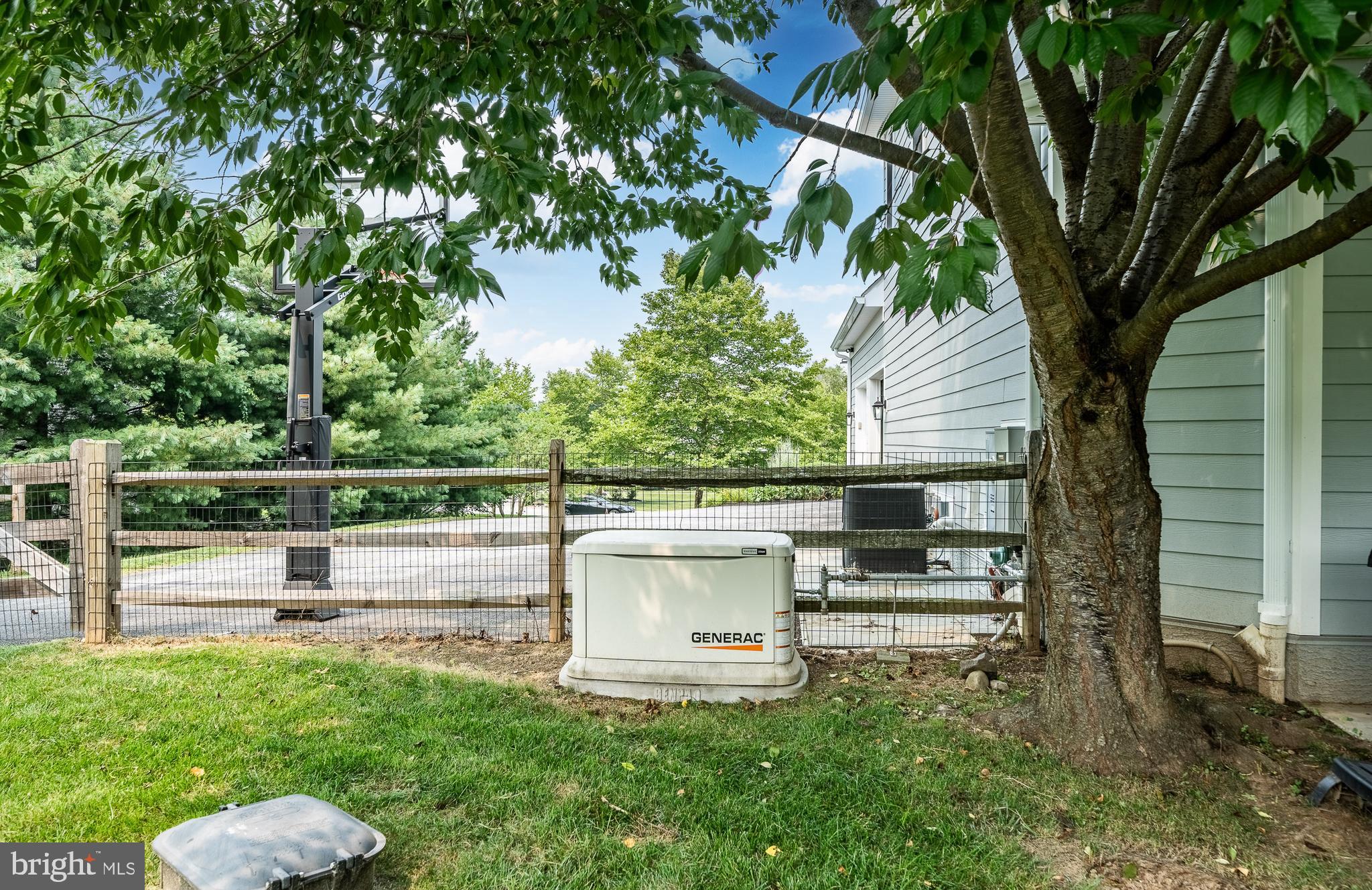 BRICK HOUSE FARM - Residential