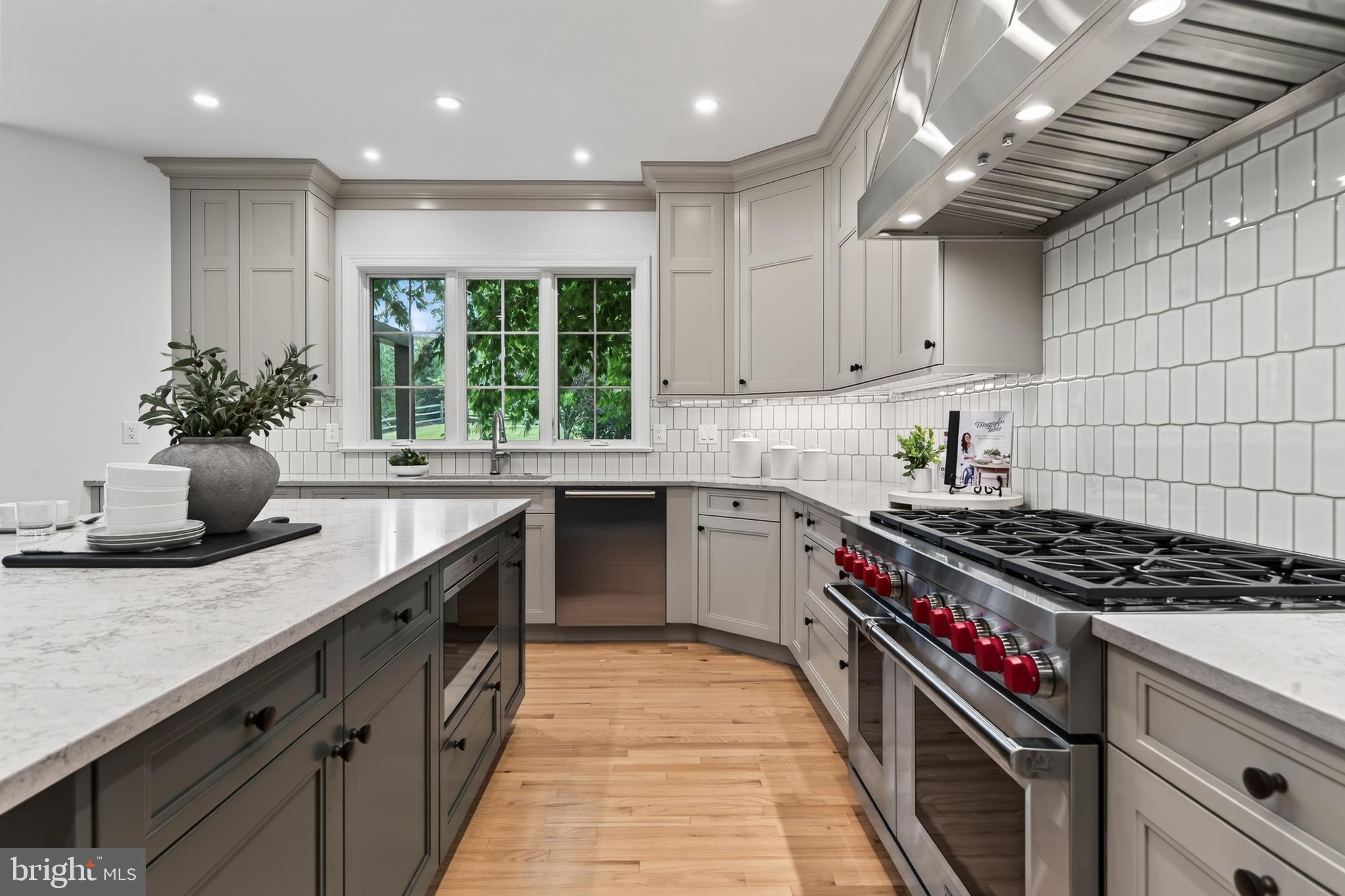 BRICK HOUSE FARM - Residential