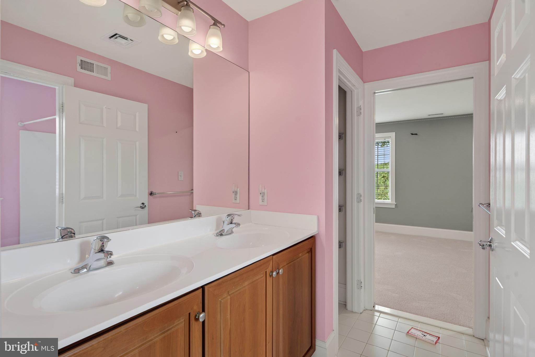 BRICK HOUSE FARM - Residential