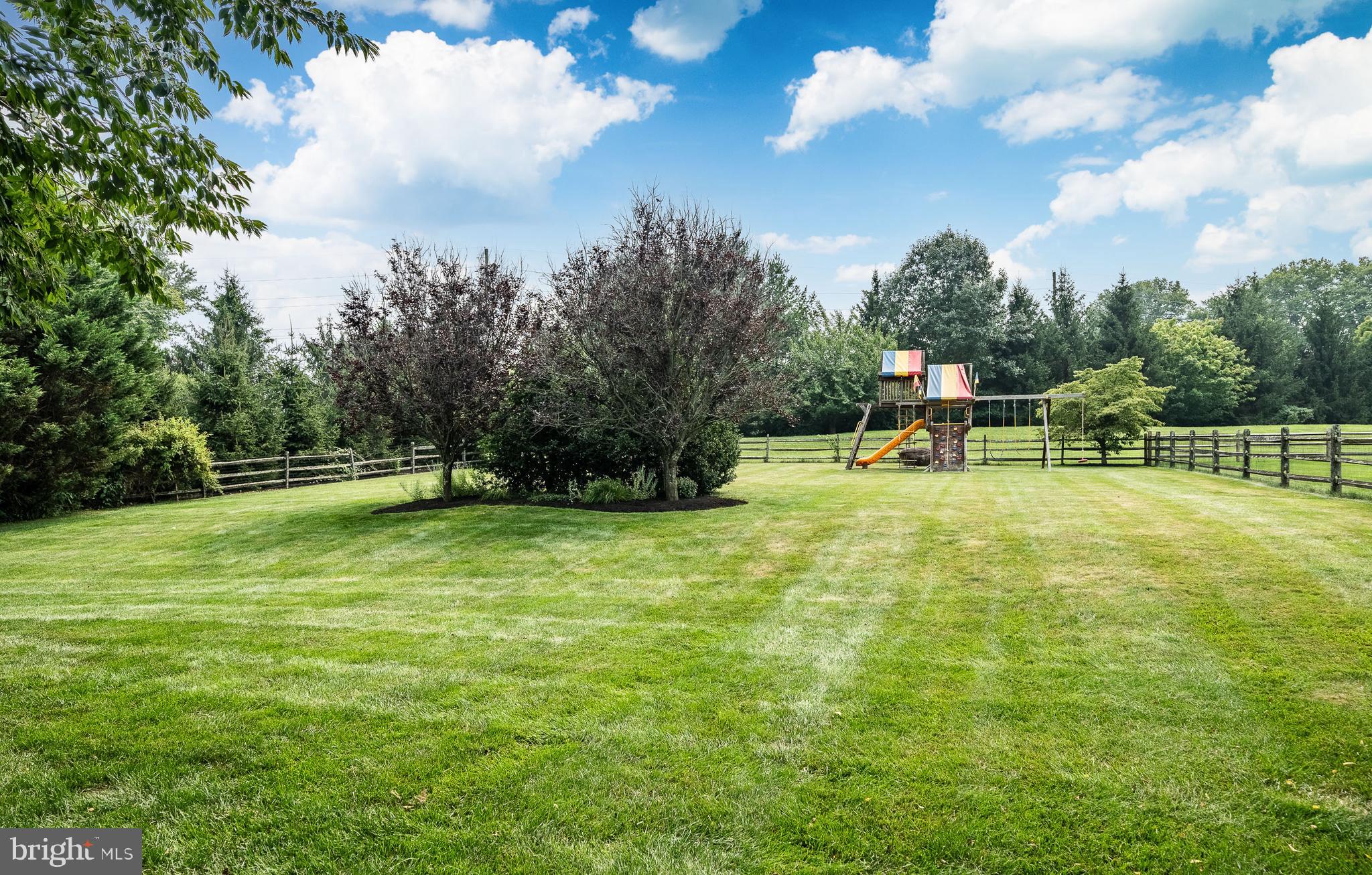 BRICK HOUSE FARM - Residential