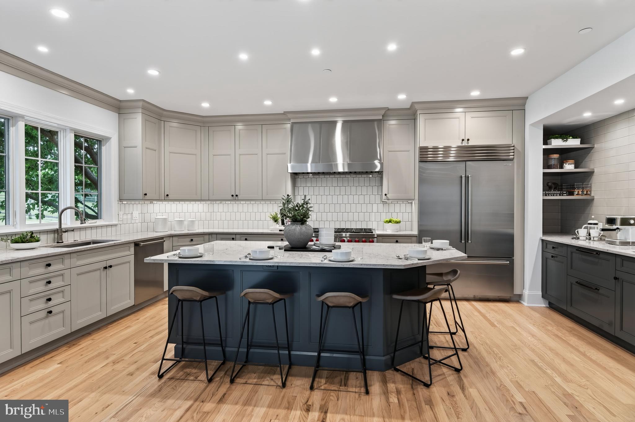 BRICK HOUSE FARM - Residential