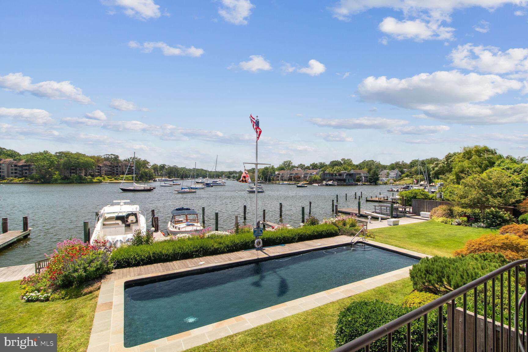 HISTORIC DISTRICT - Residential