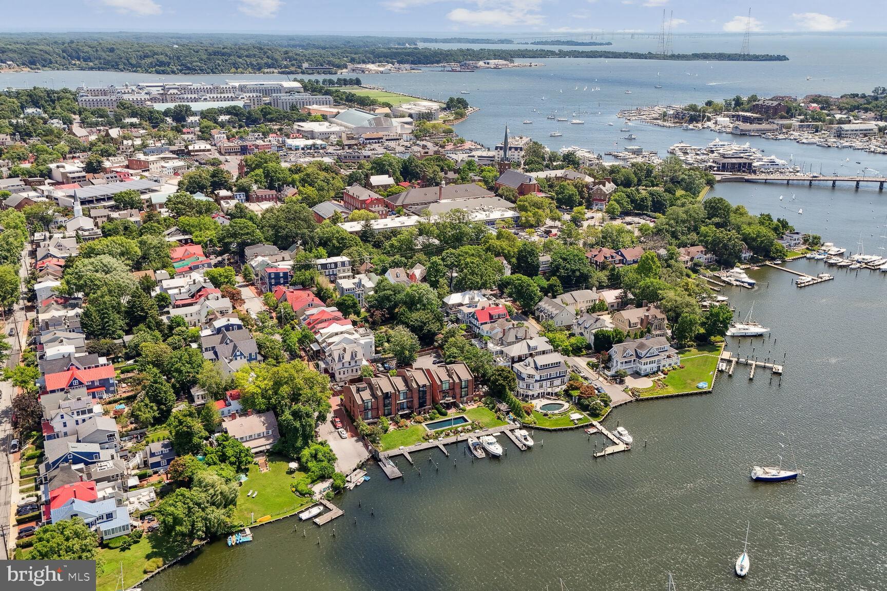 HISTORIC DISTRICT - Residential