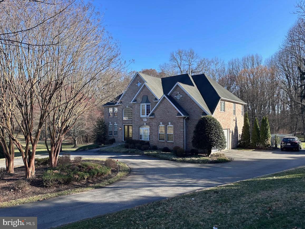 FEDERAL HILL FARM - Residential