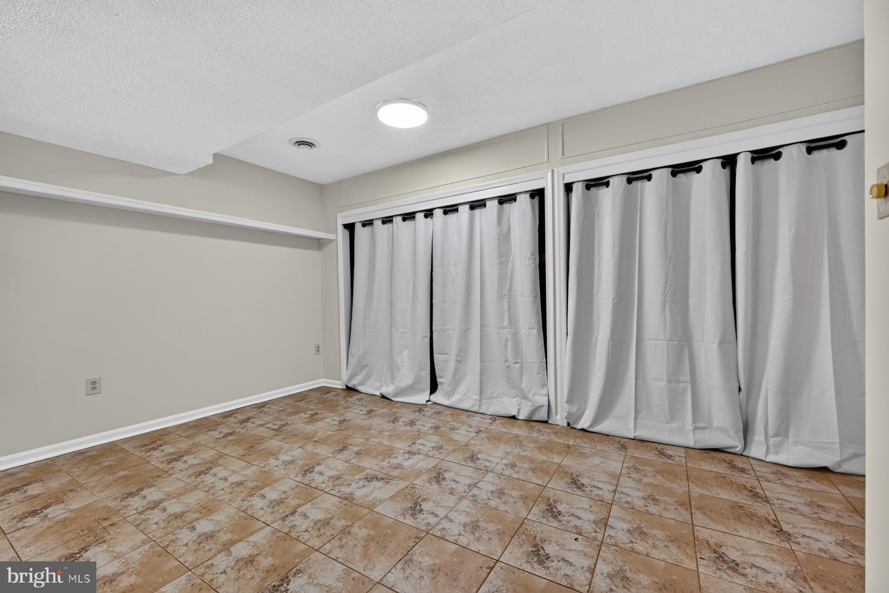 CEDARWOOD COVE - Residential