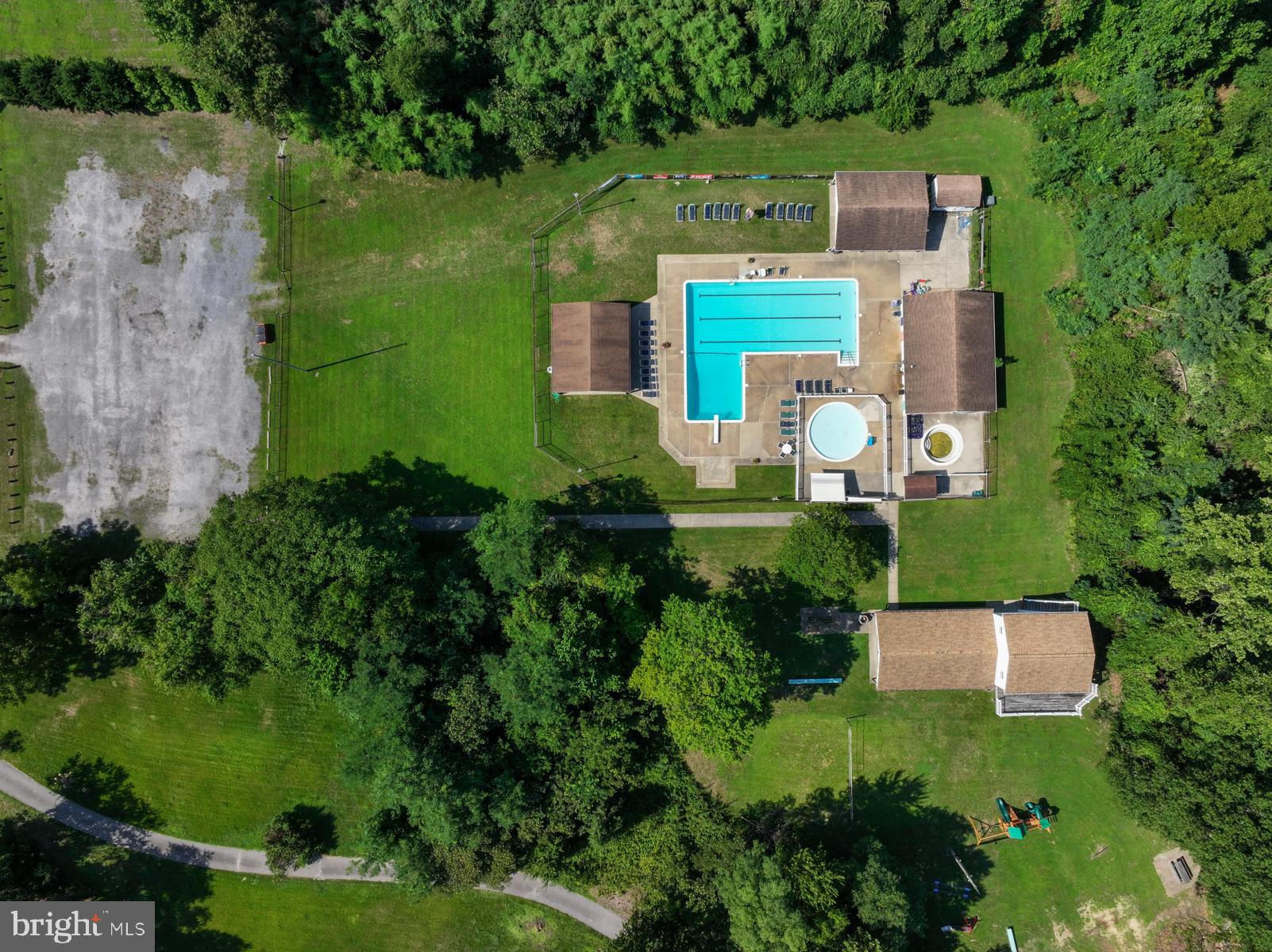 CEDARWOOD COVE - Residential