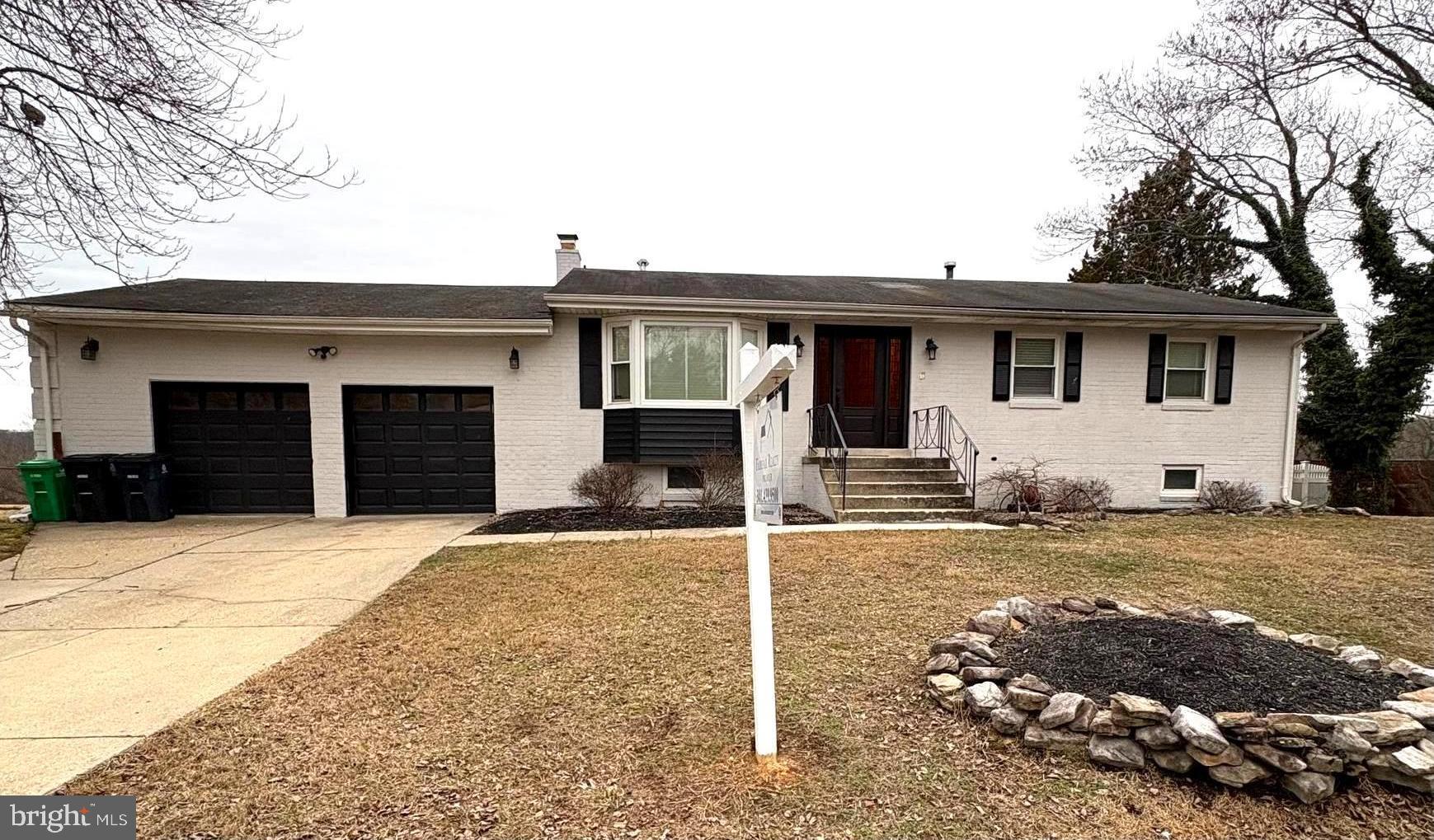 LAZY ACRES - Residential