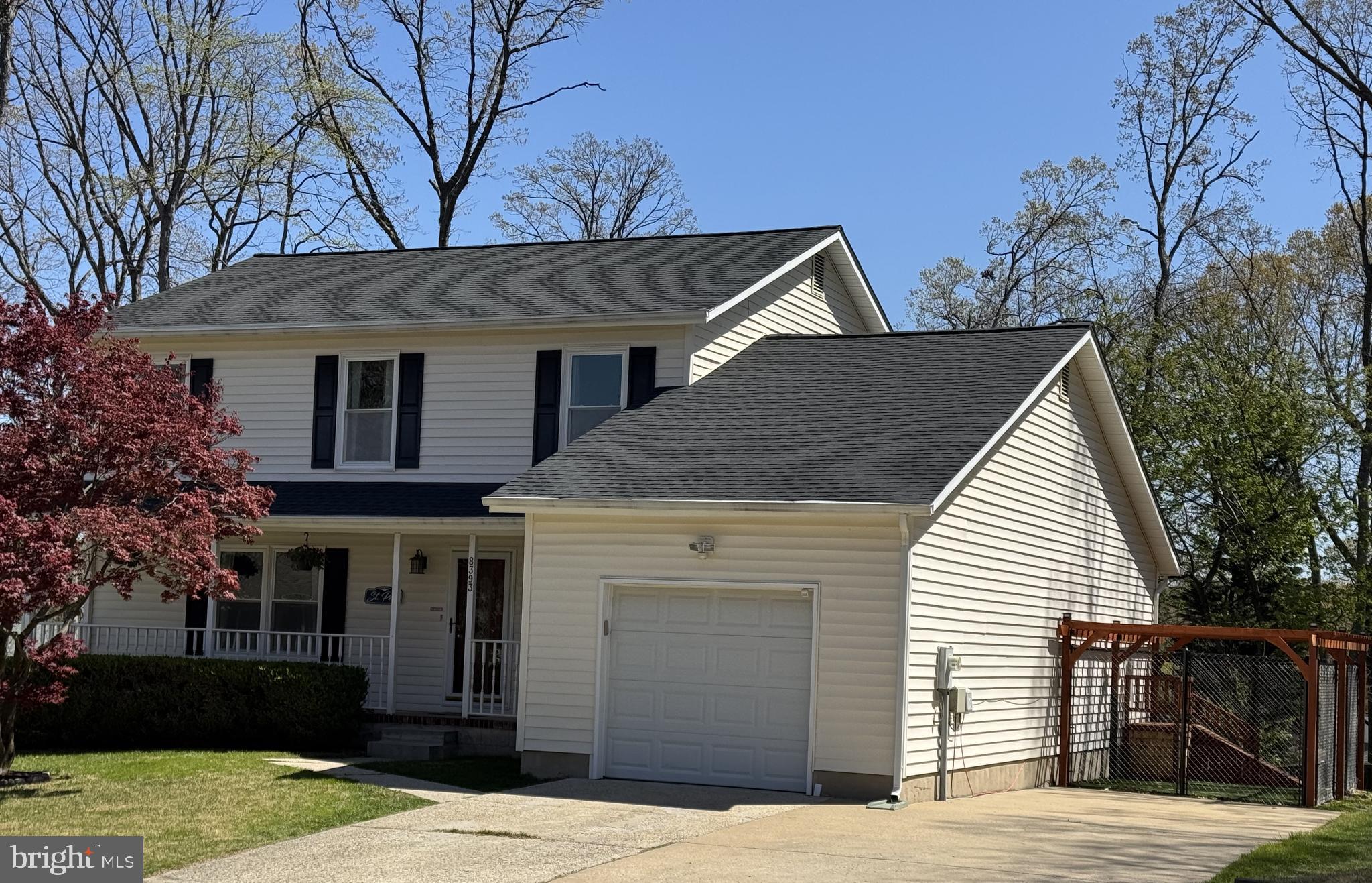 OAK HOLLOW - Residential