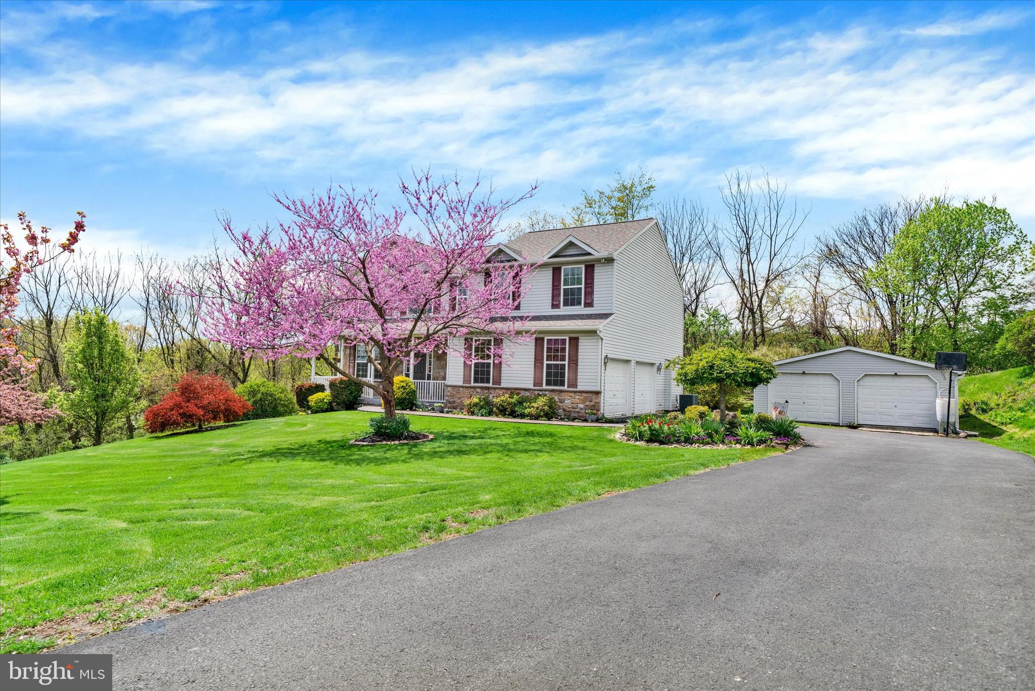 BRIARWOOD - Residential