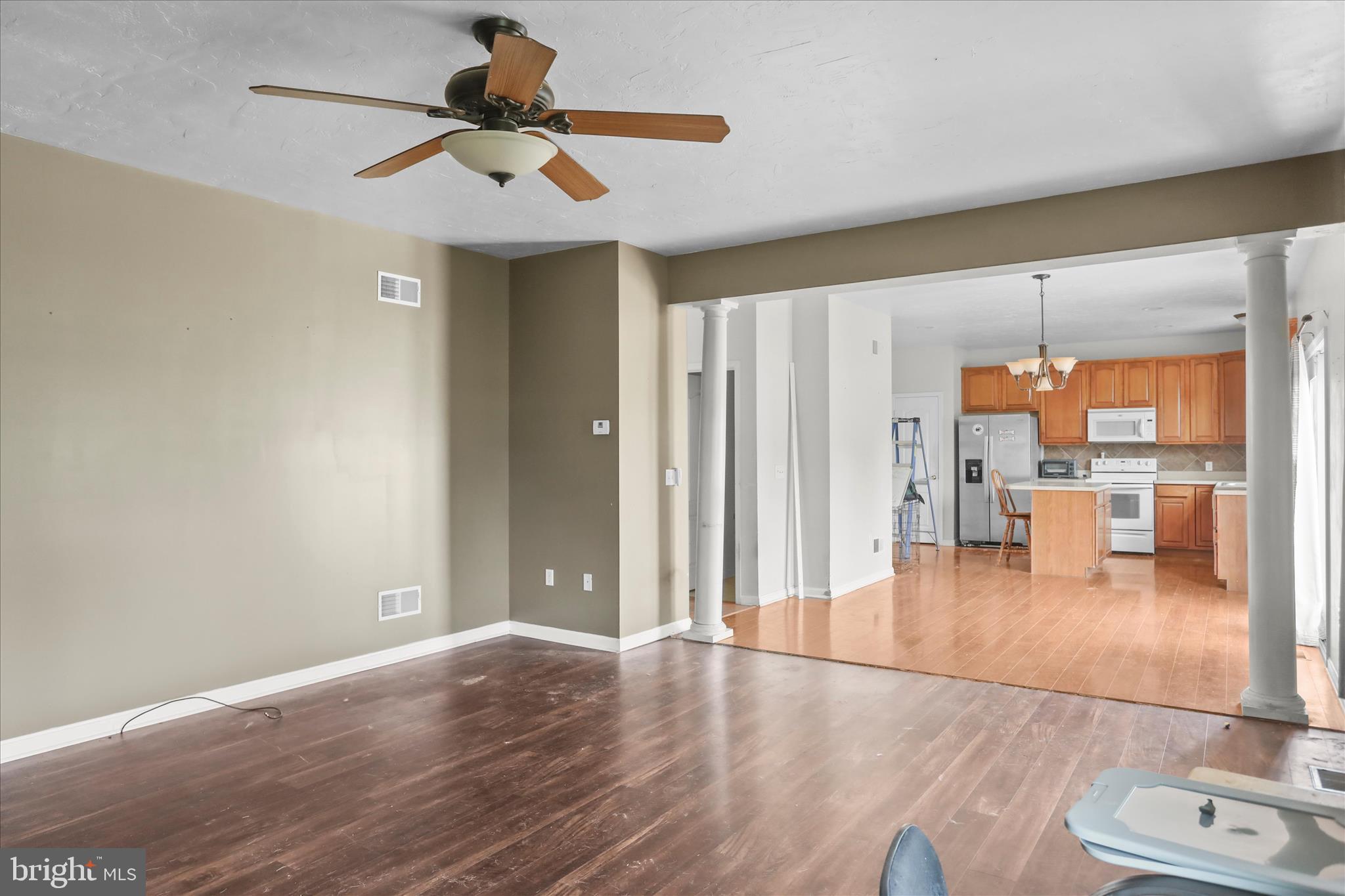 CEDAR RIDGE - Residential