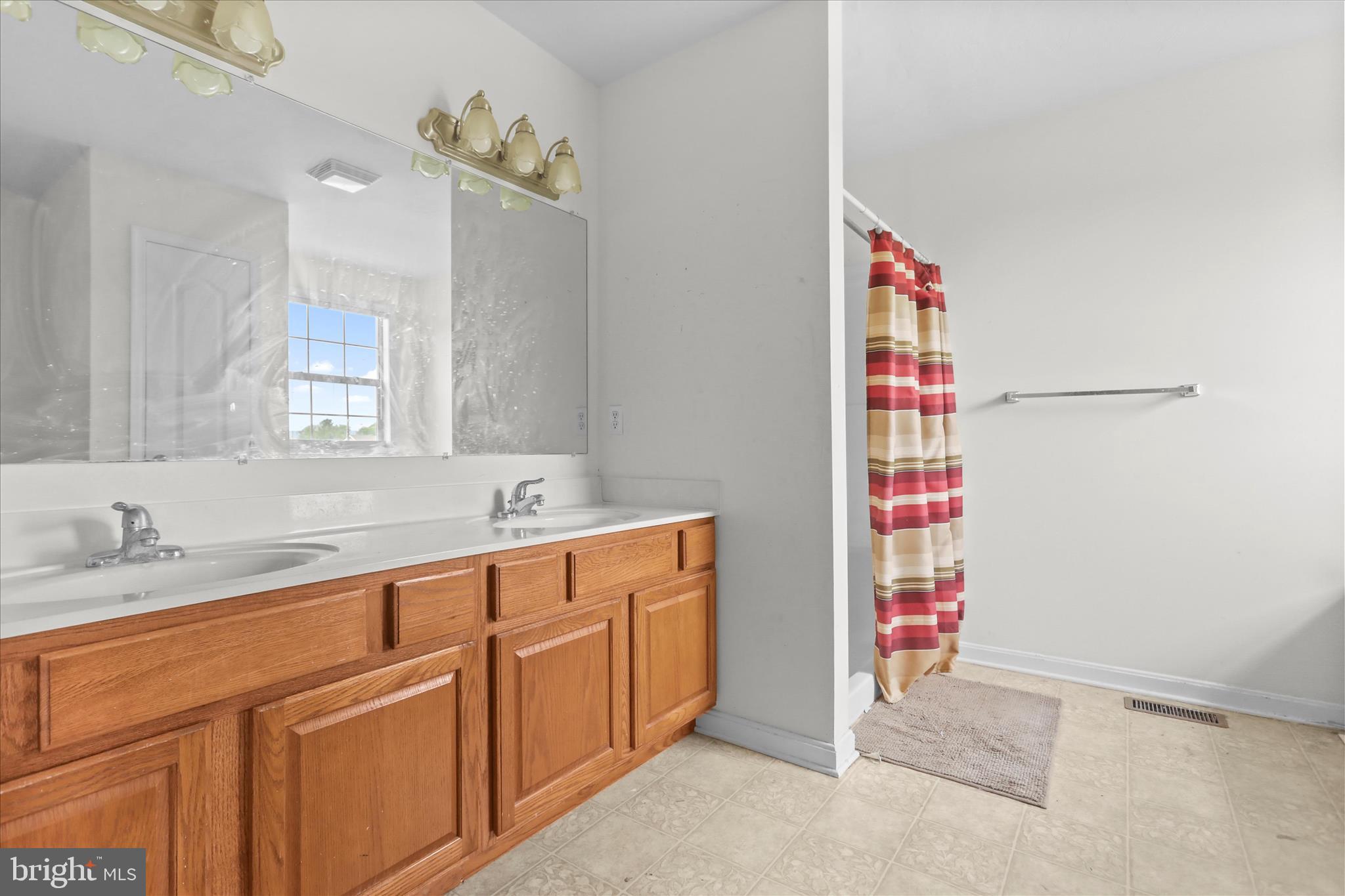 CEDAR RIDGE - Residential