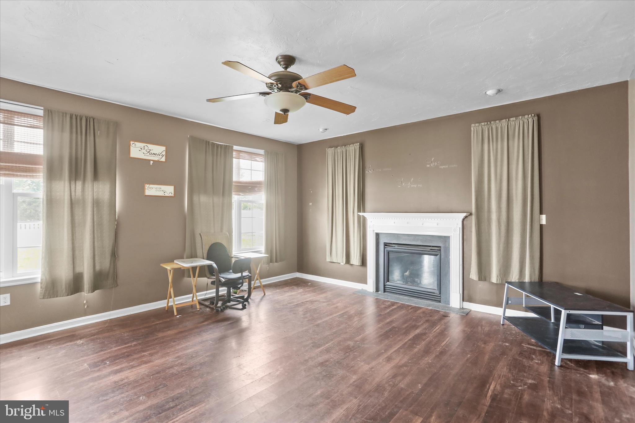CEDAR RIDGE - Residential